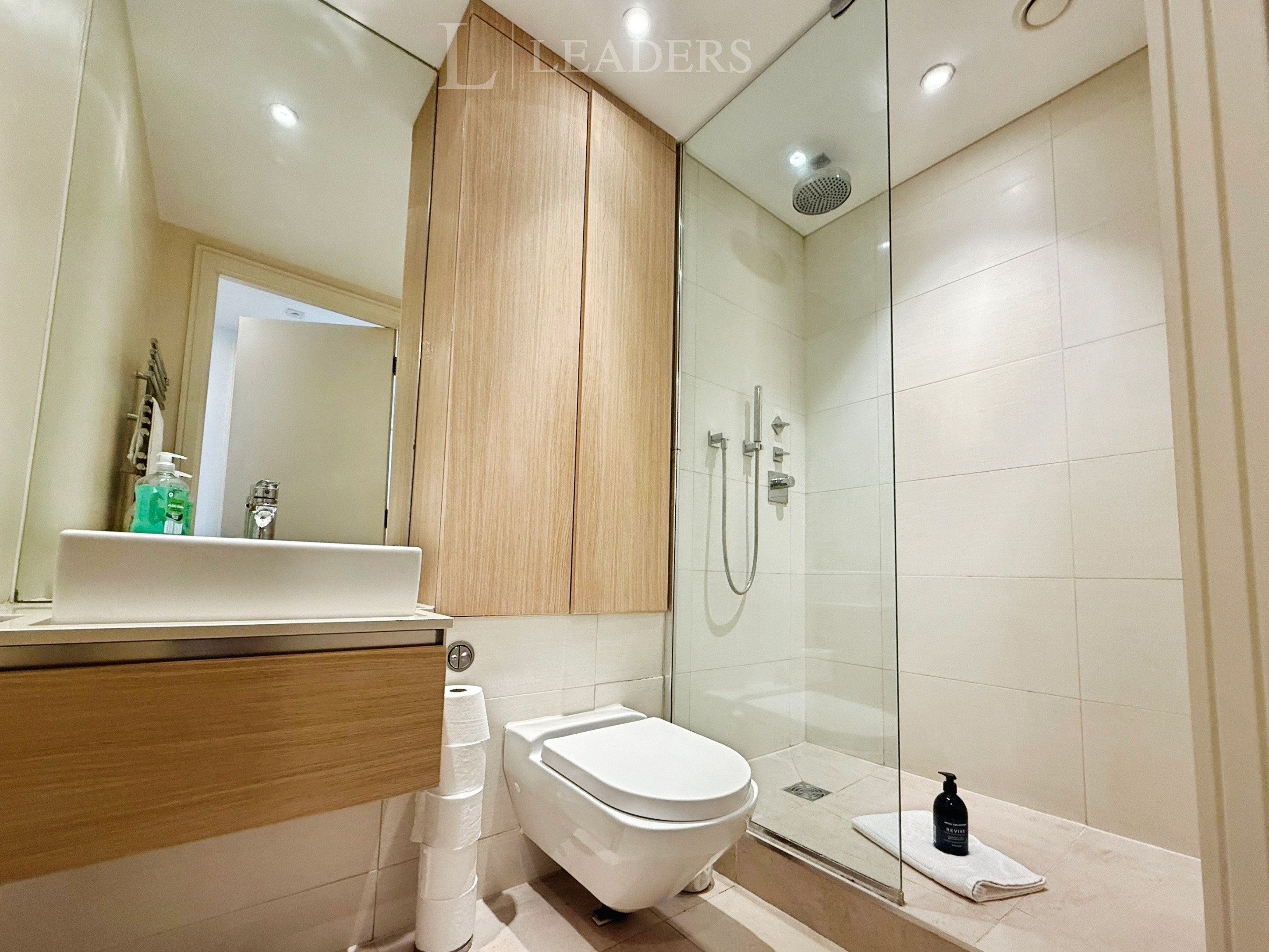 propertyP4794396