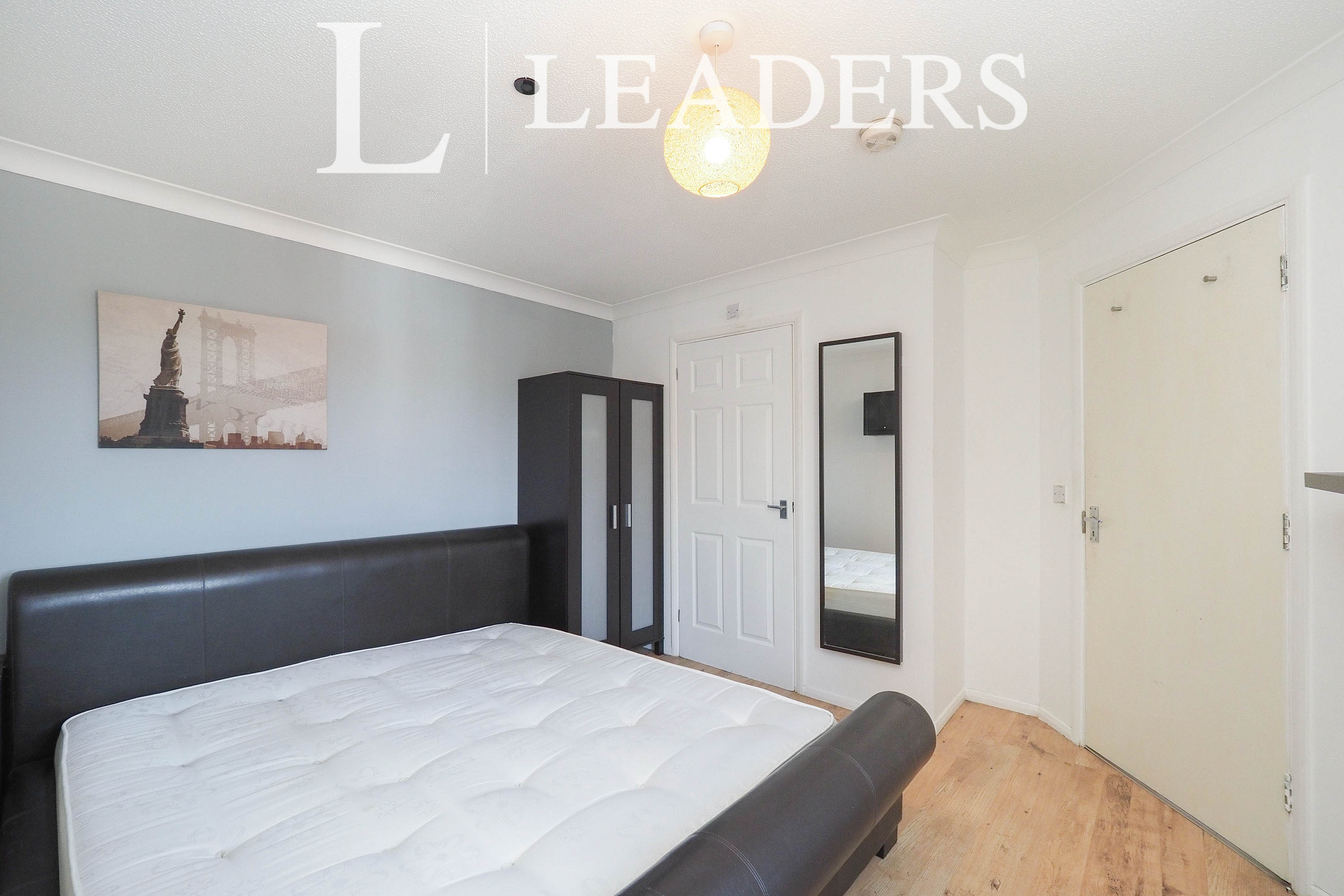 propertyP3618015
