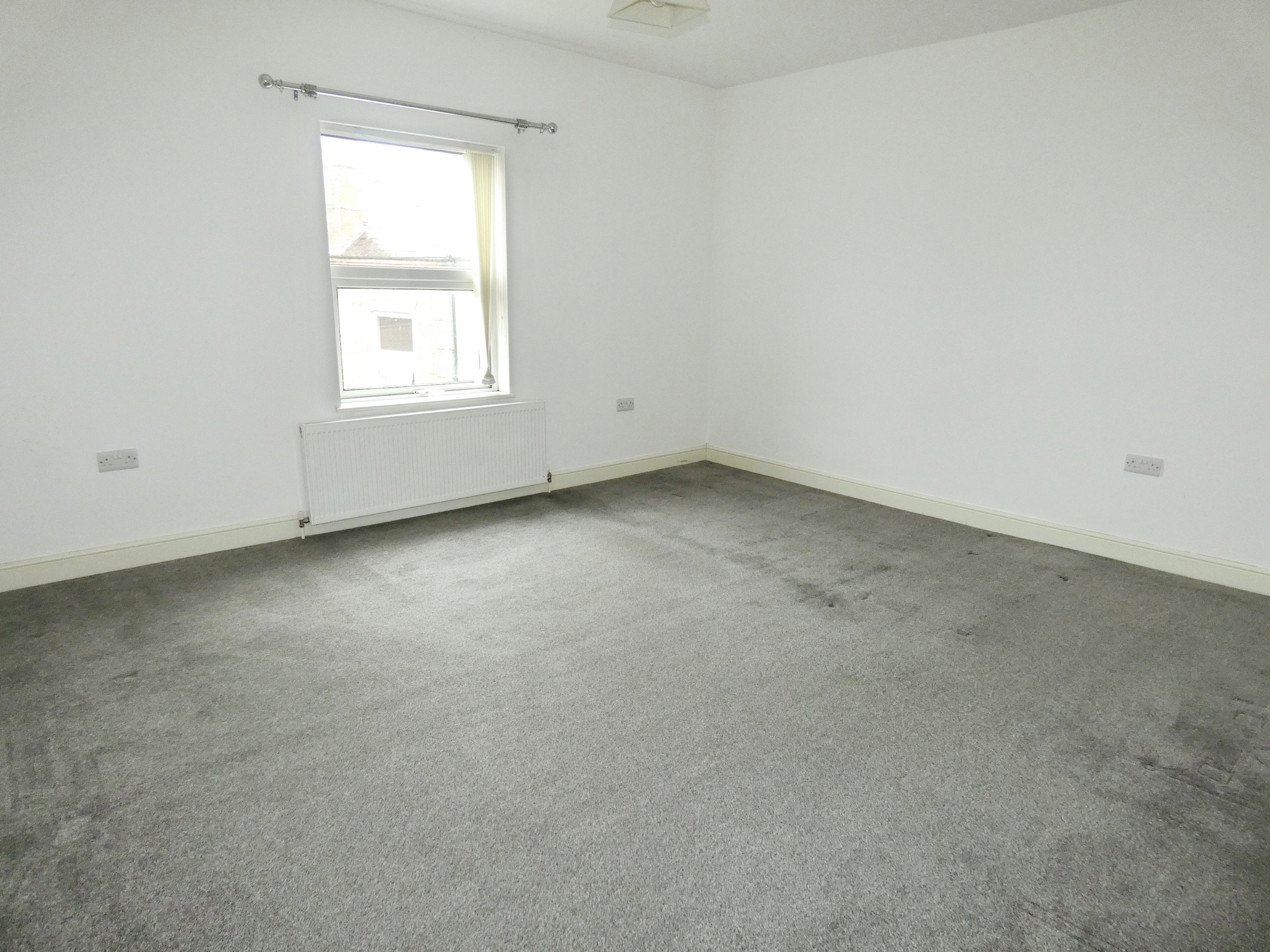 propertyP2549533