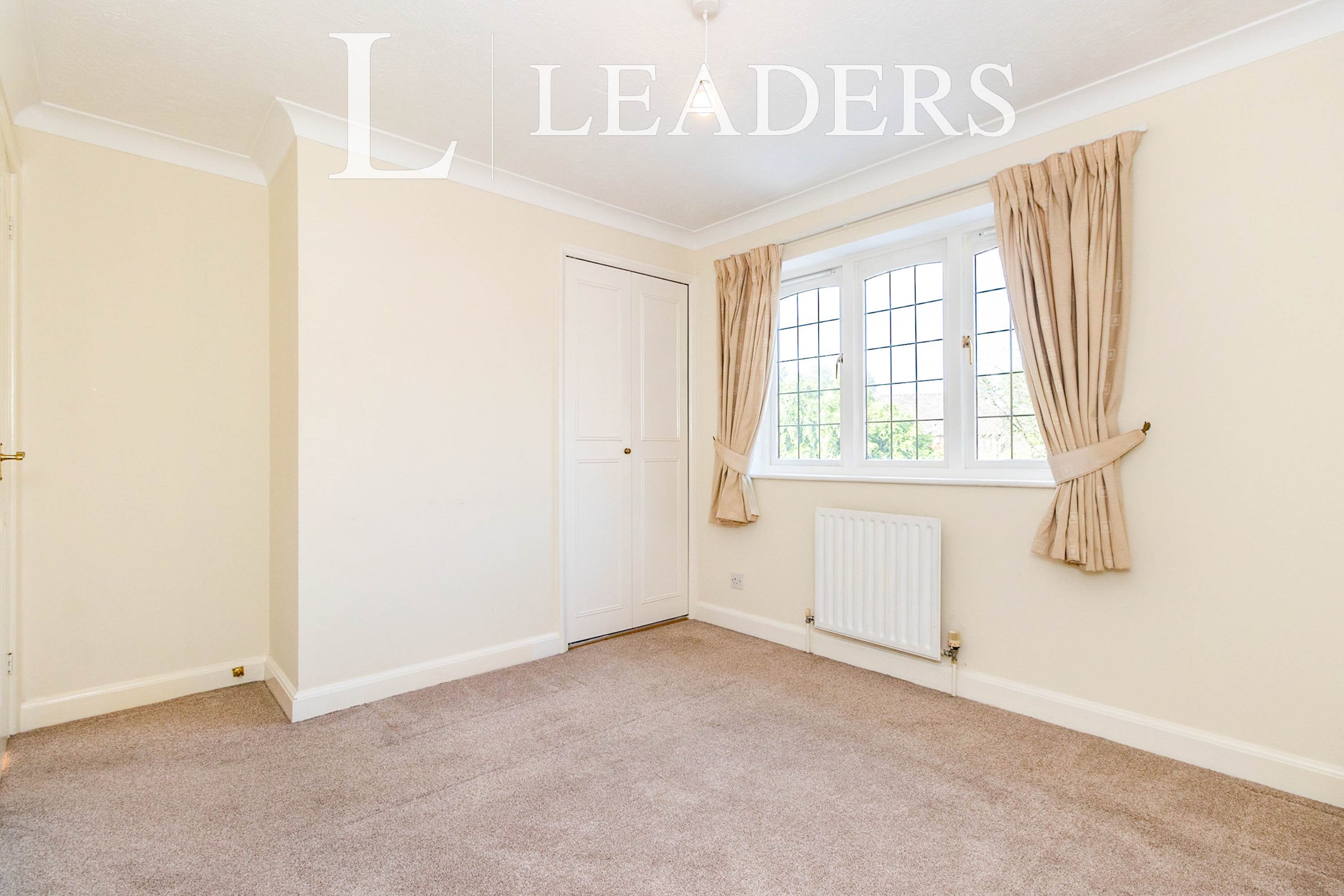 propertyP1073838