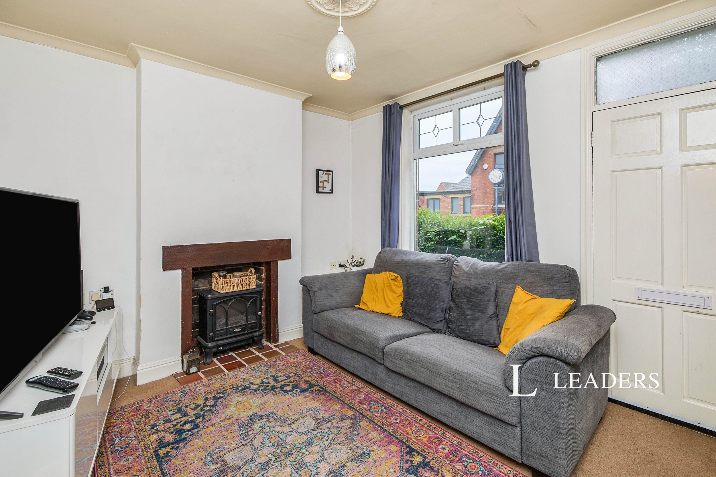 propertyP1753223