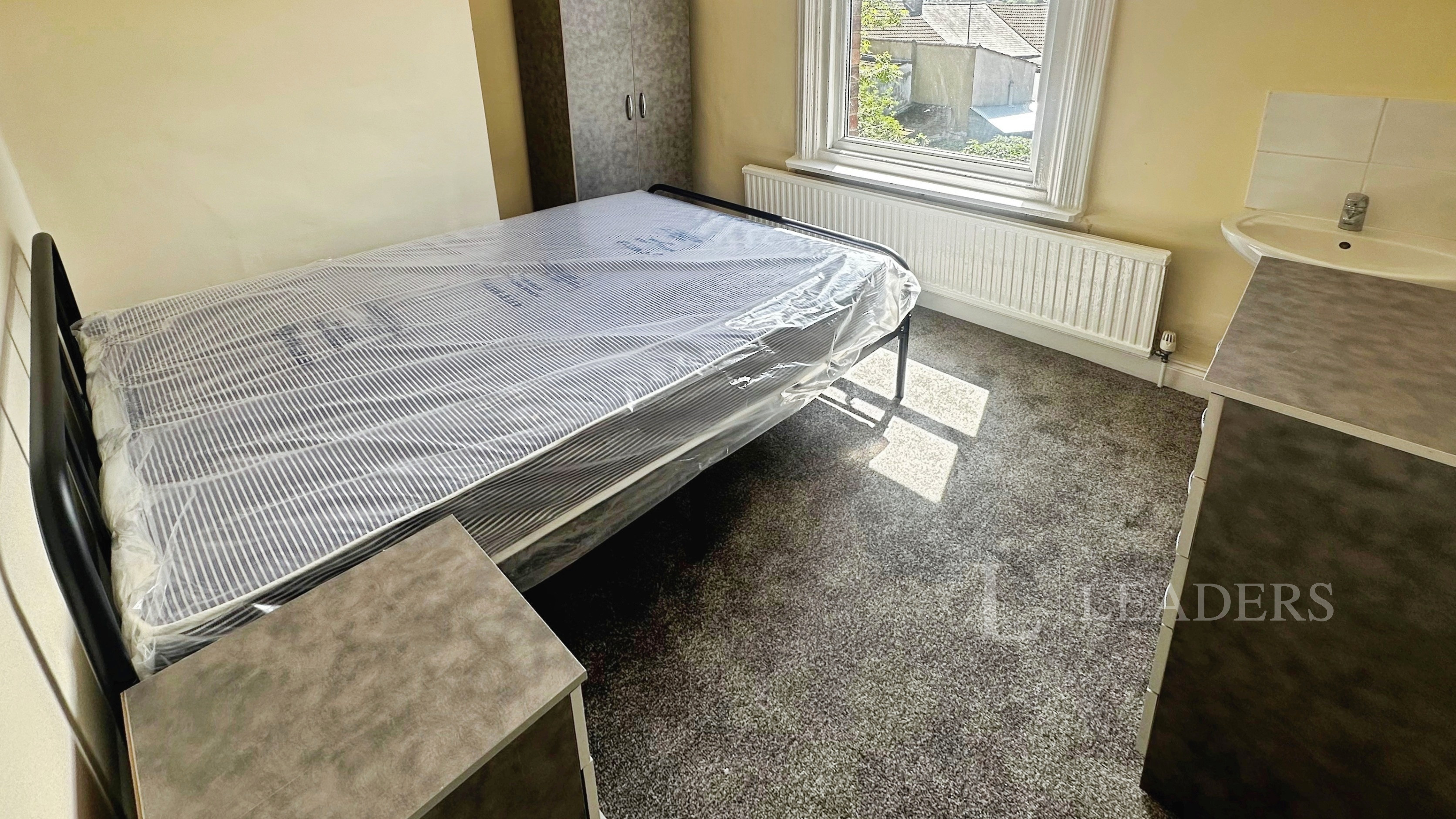 property-P476397-1