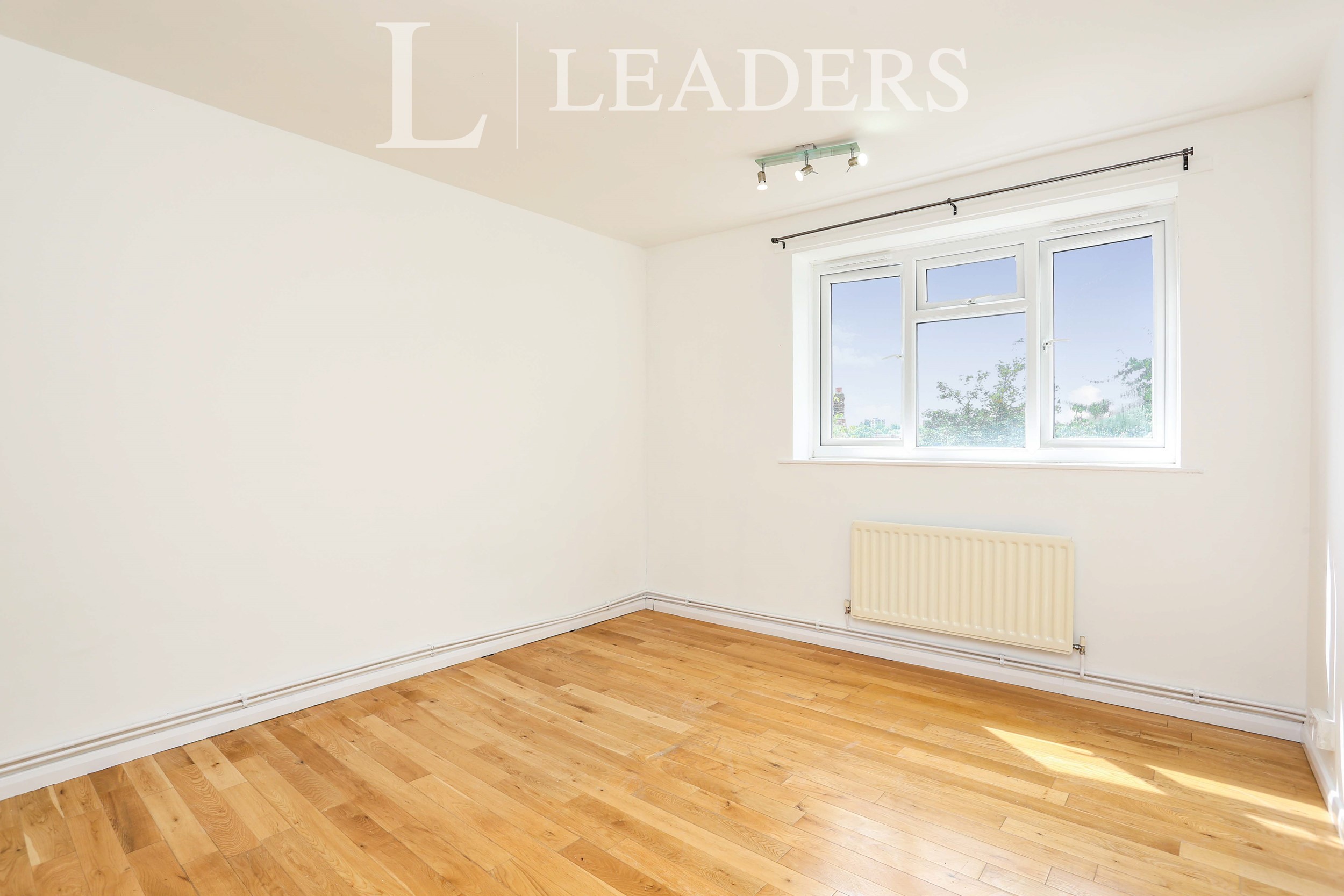 propertyP25560410
