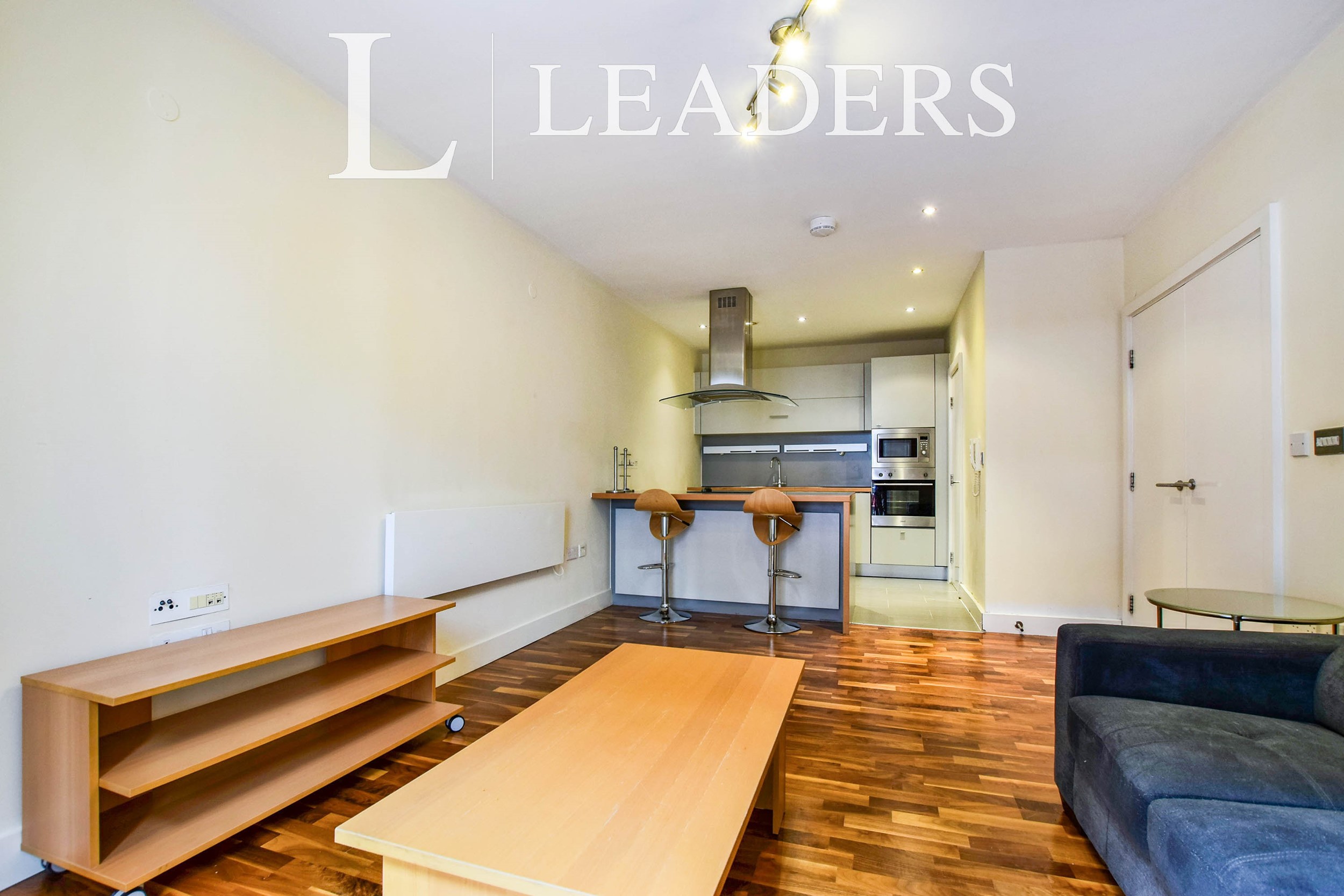 propertyP1354353