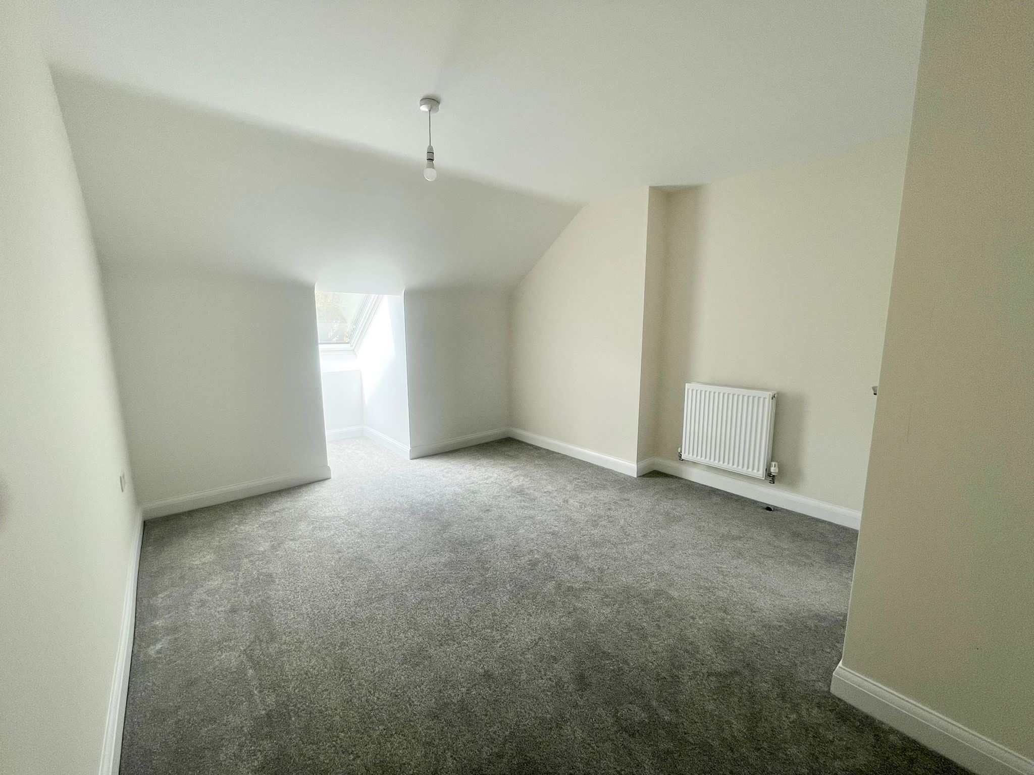 propertyP27784612