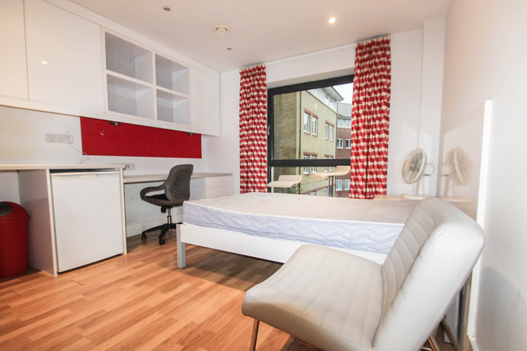 propertyP2101872