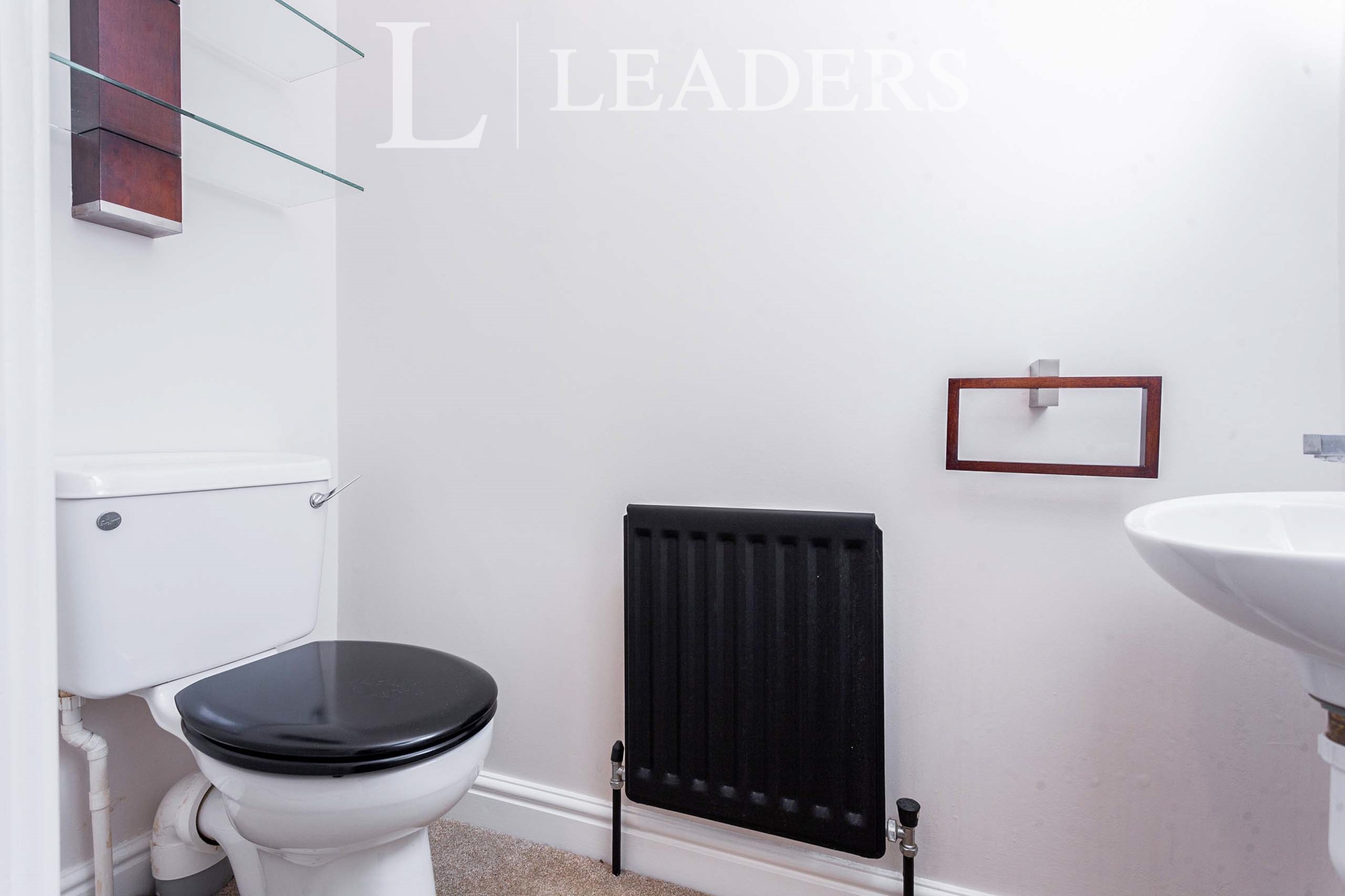 propertyP2597955