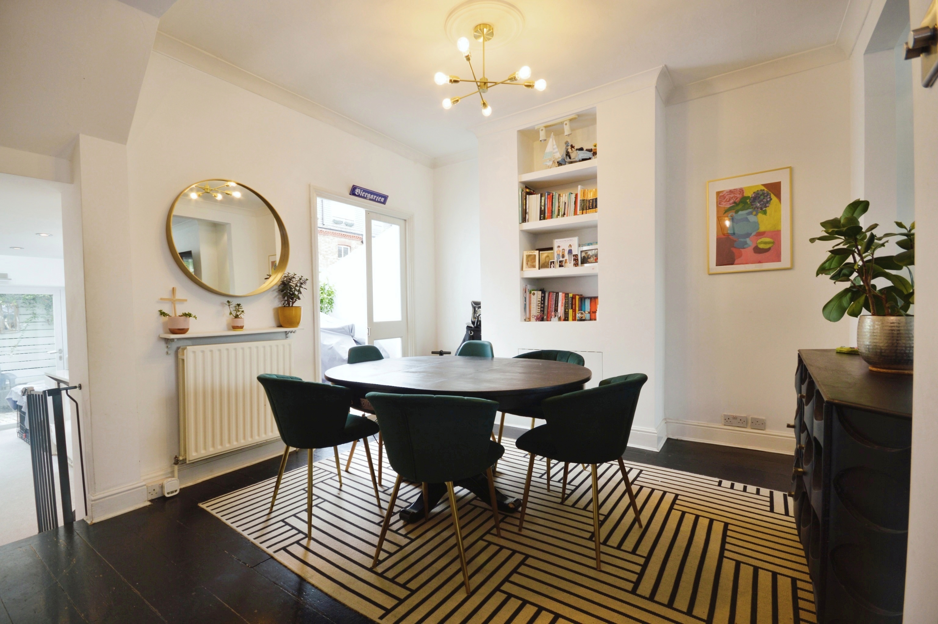 propertyP28606312