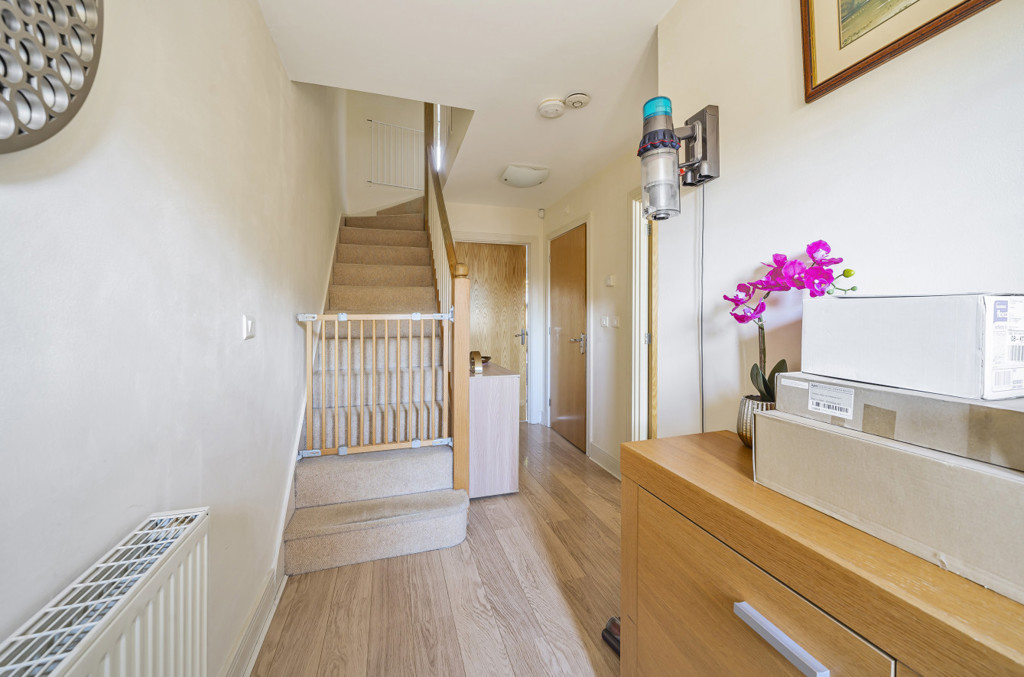 propertyP1075372