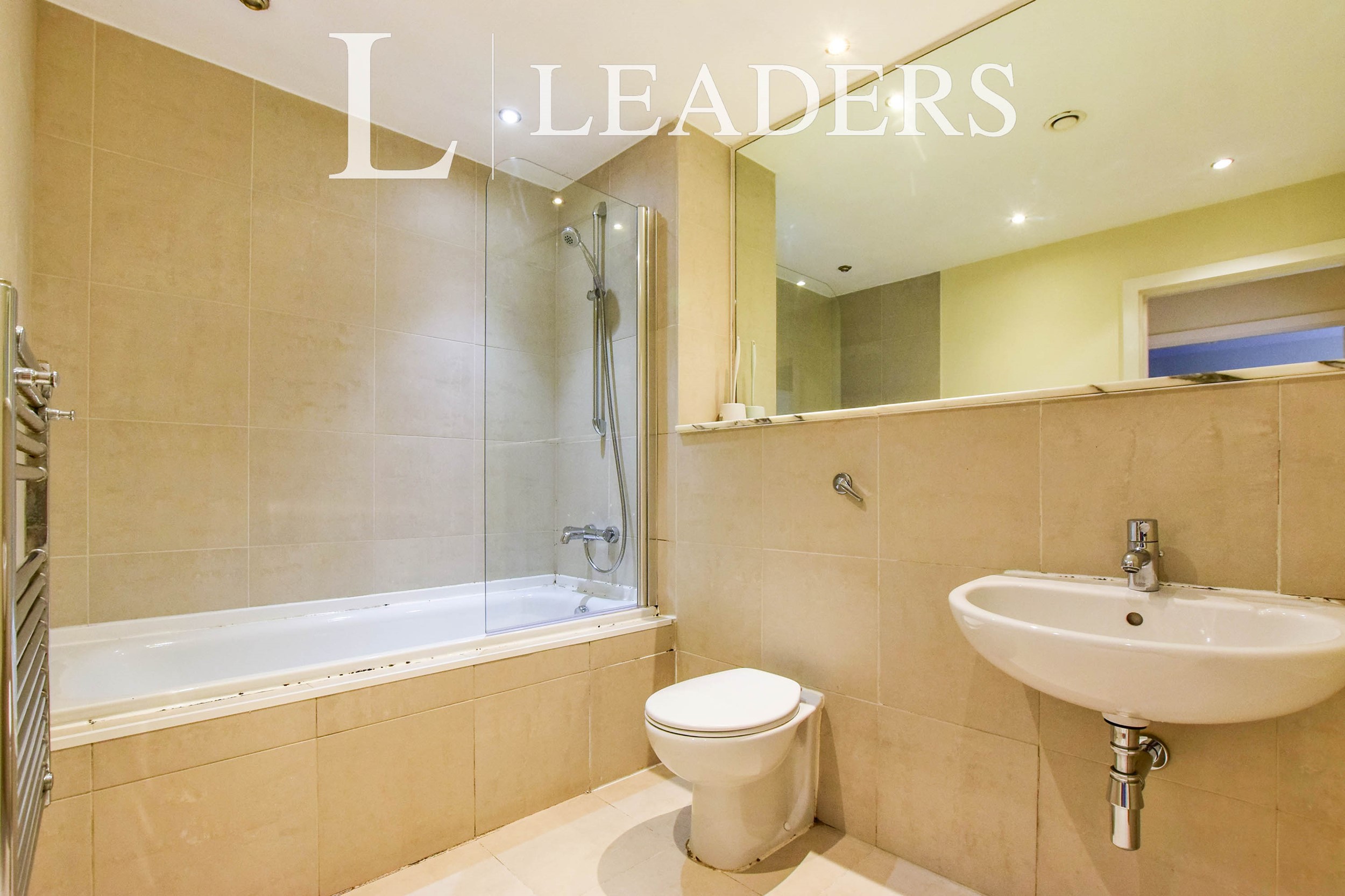 propertyP1354357