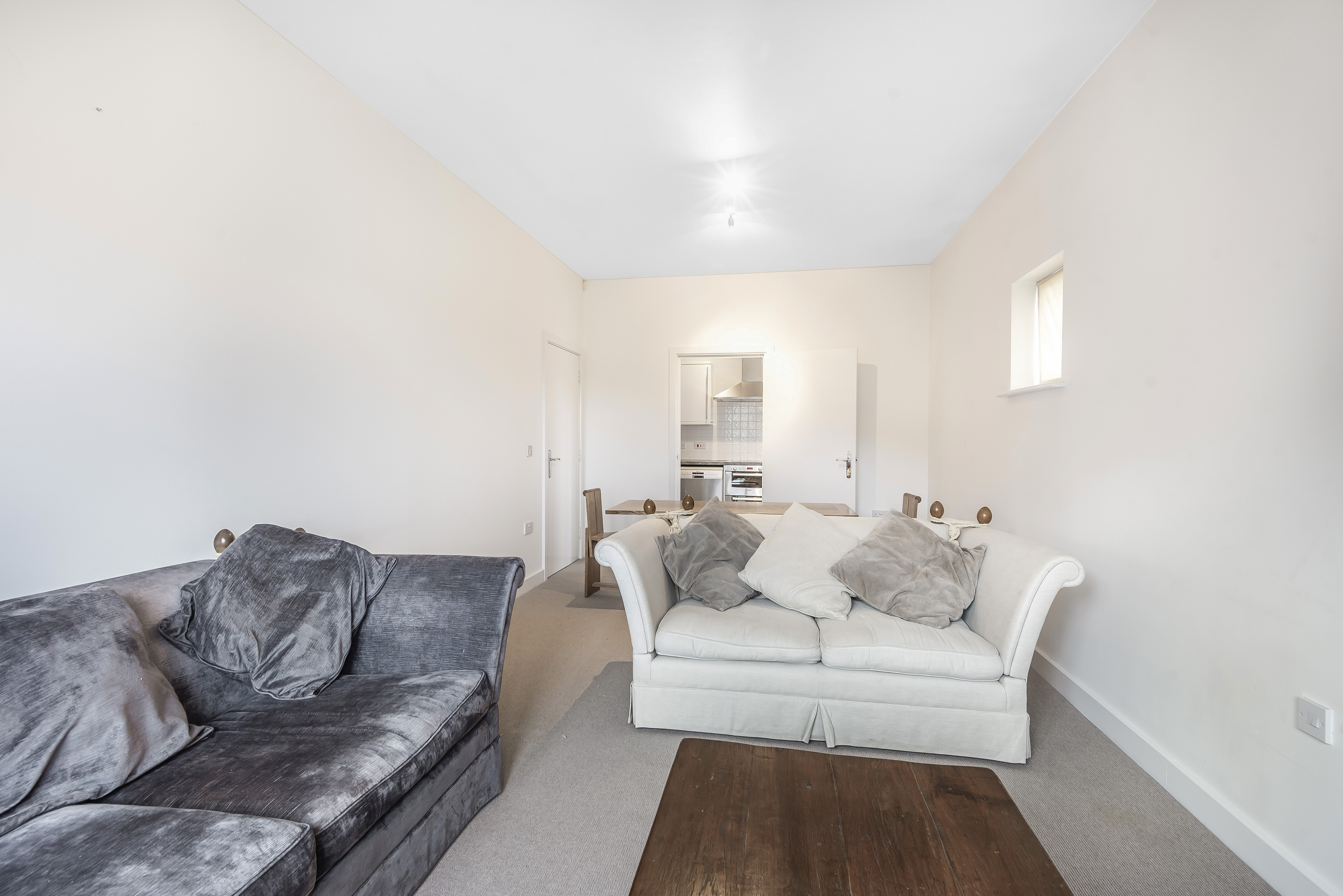 propertyP2079735