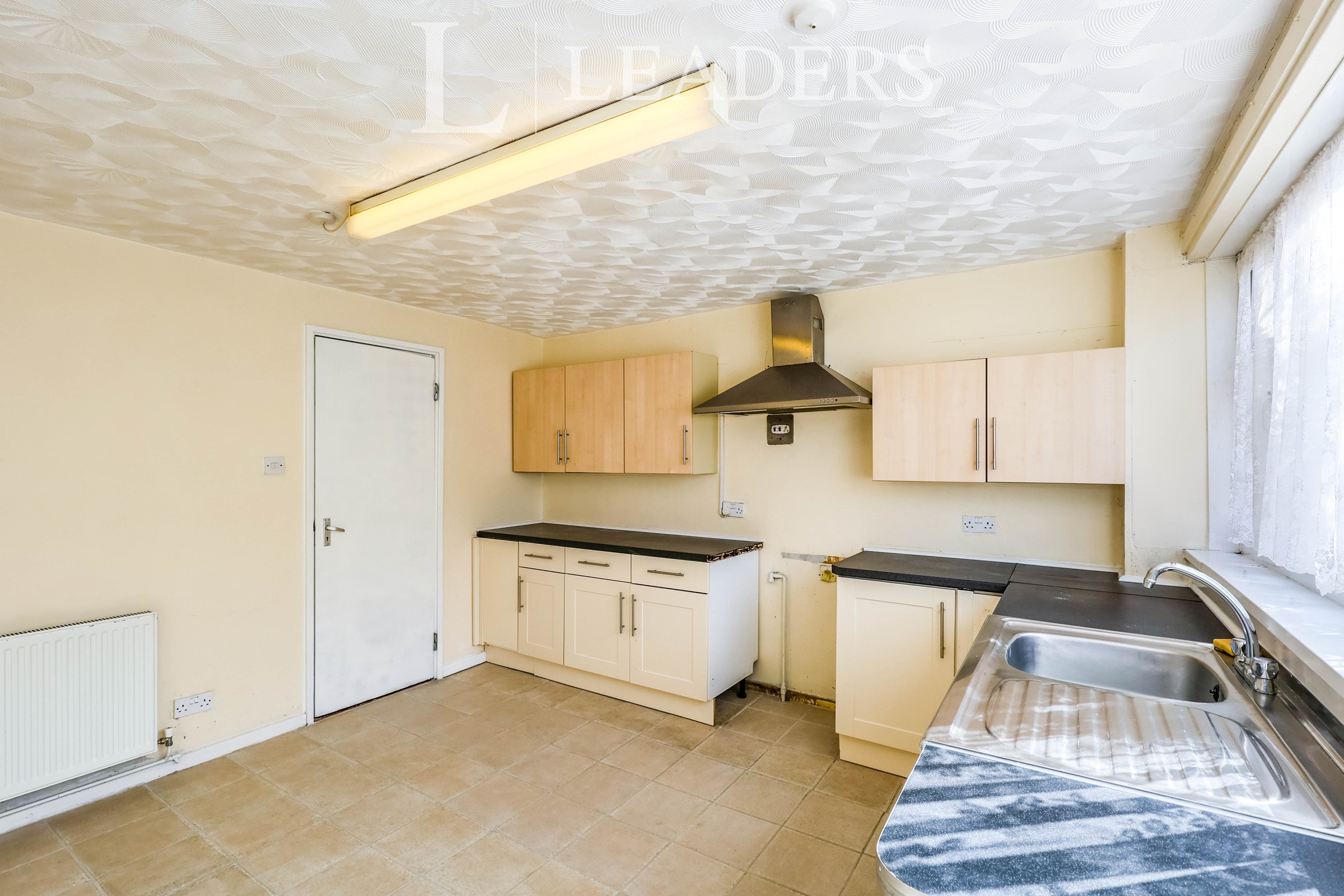 propertyP2393503