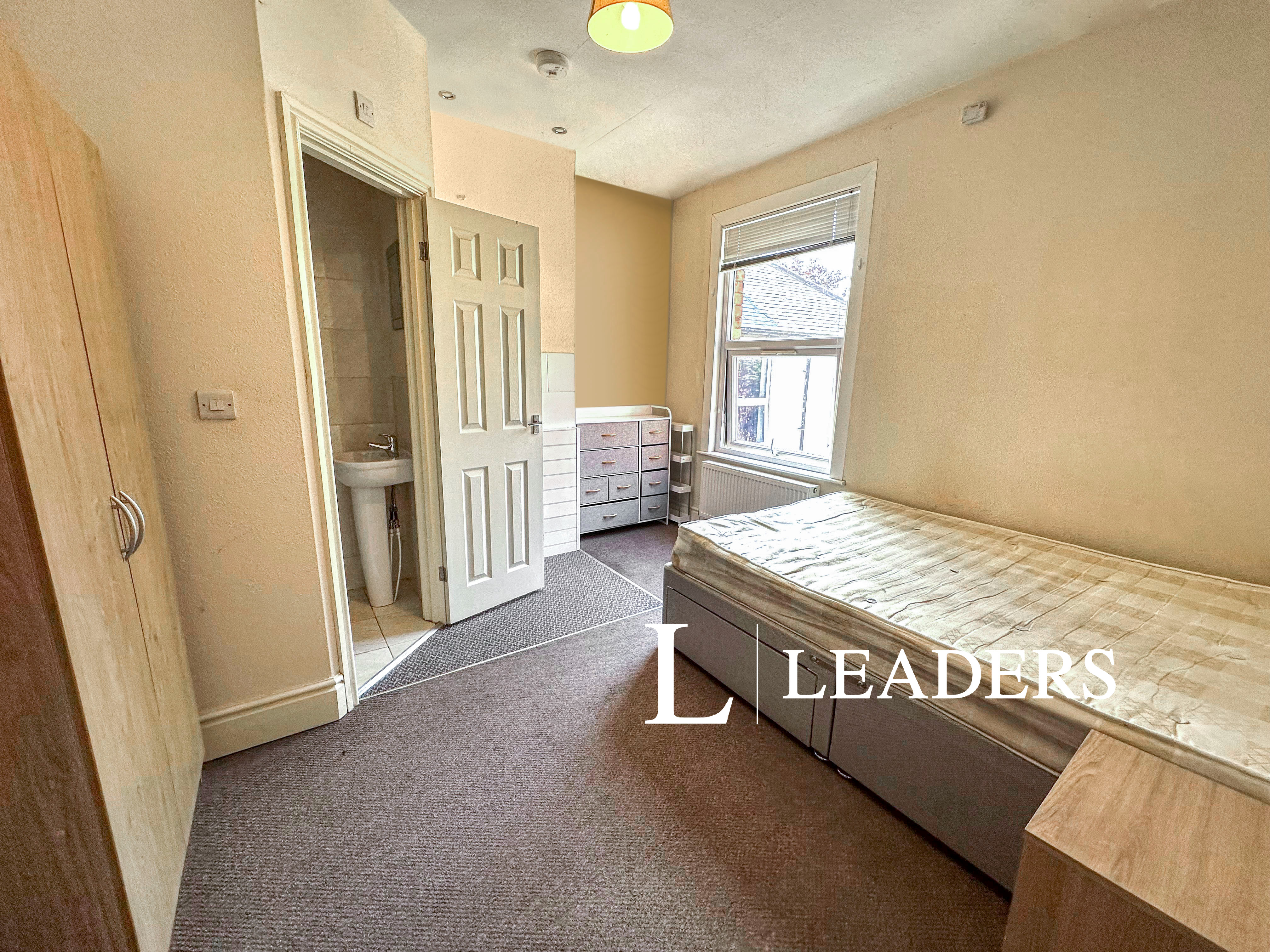 property-P299309-5