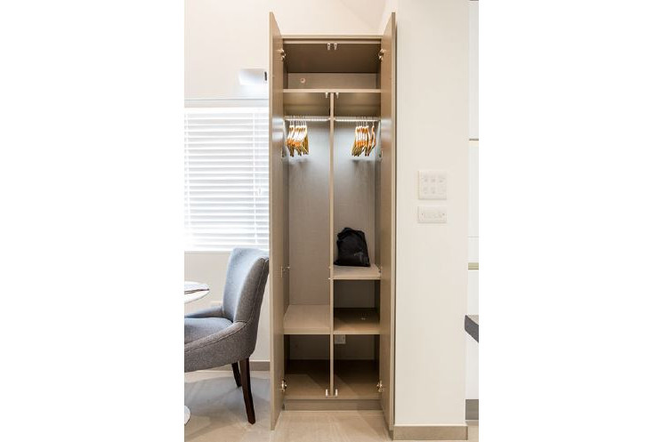 propertyP1566108