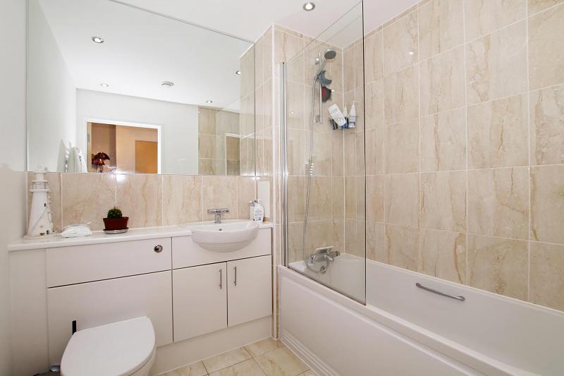 propertyP1041696