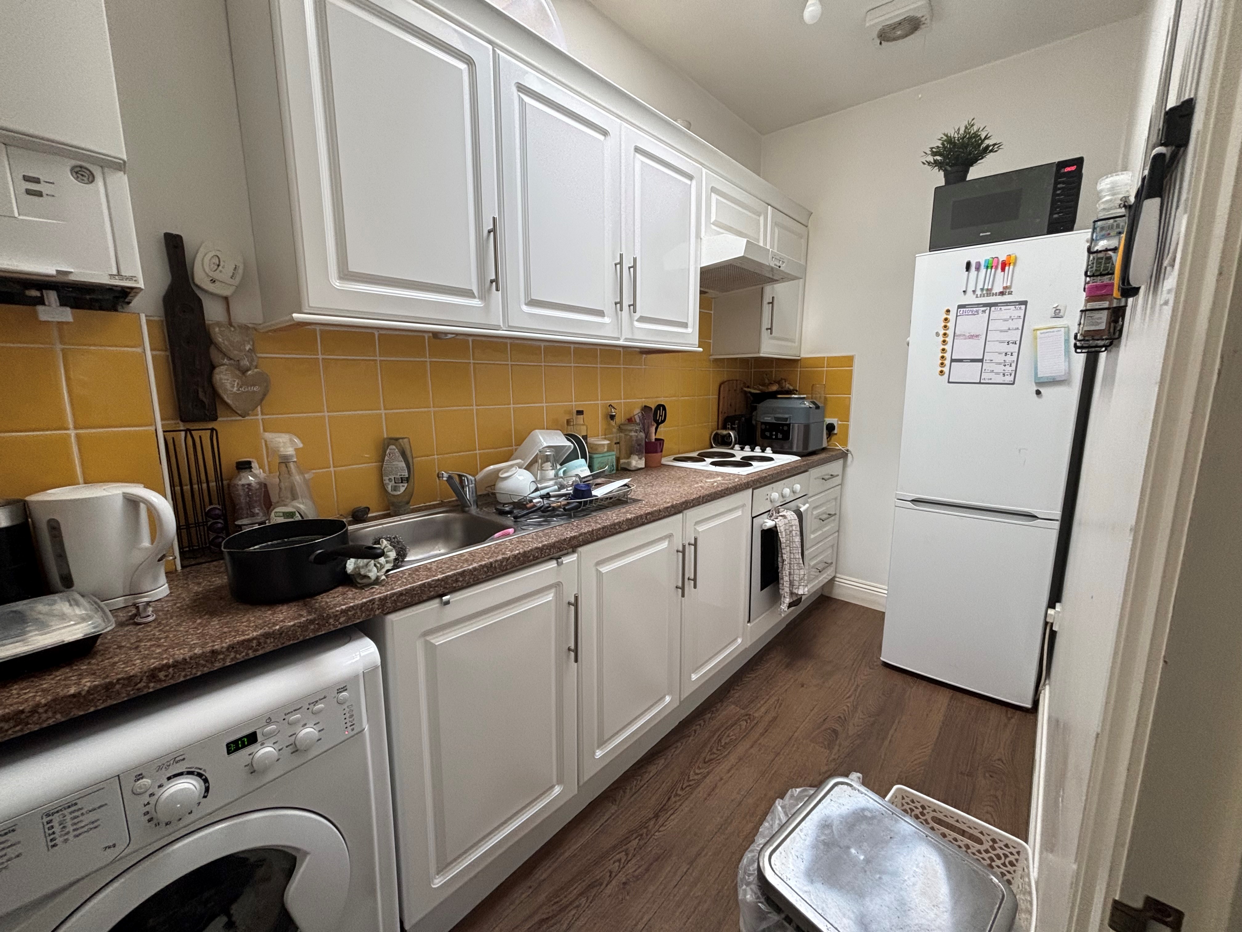propertyP2549354