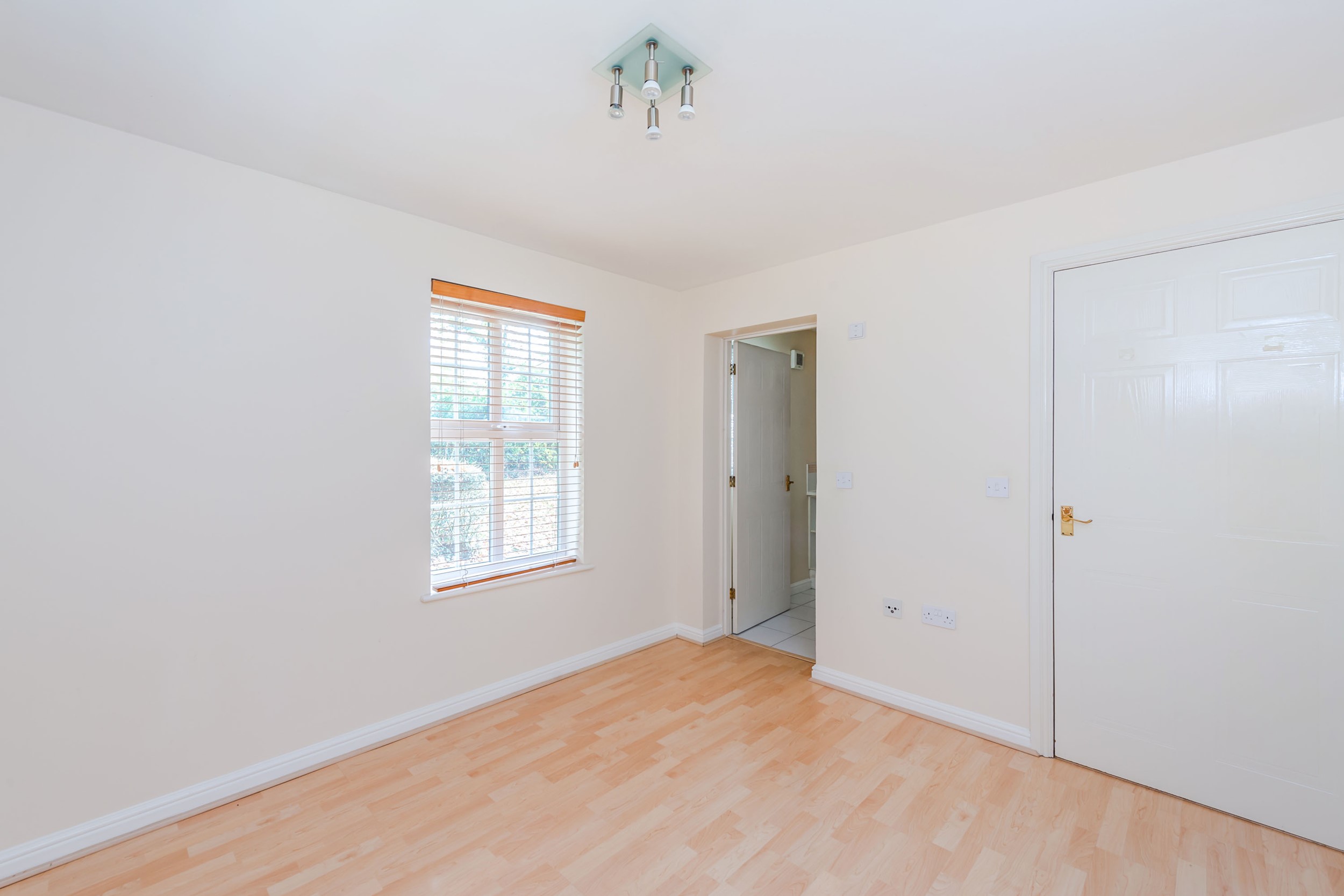 propertyP1096577