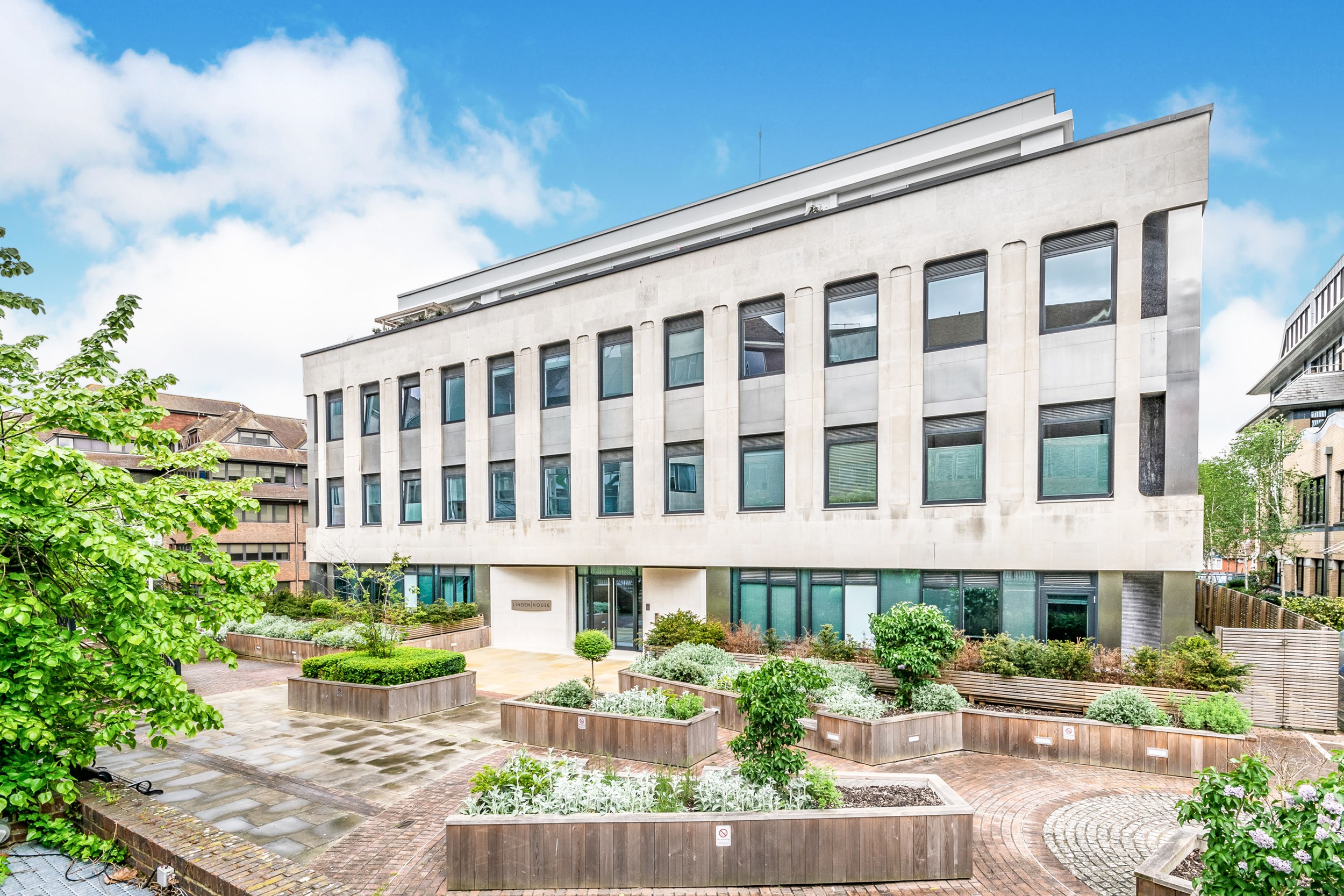 propertyP1367991