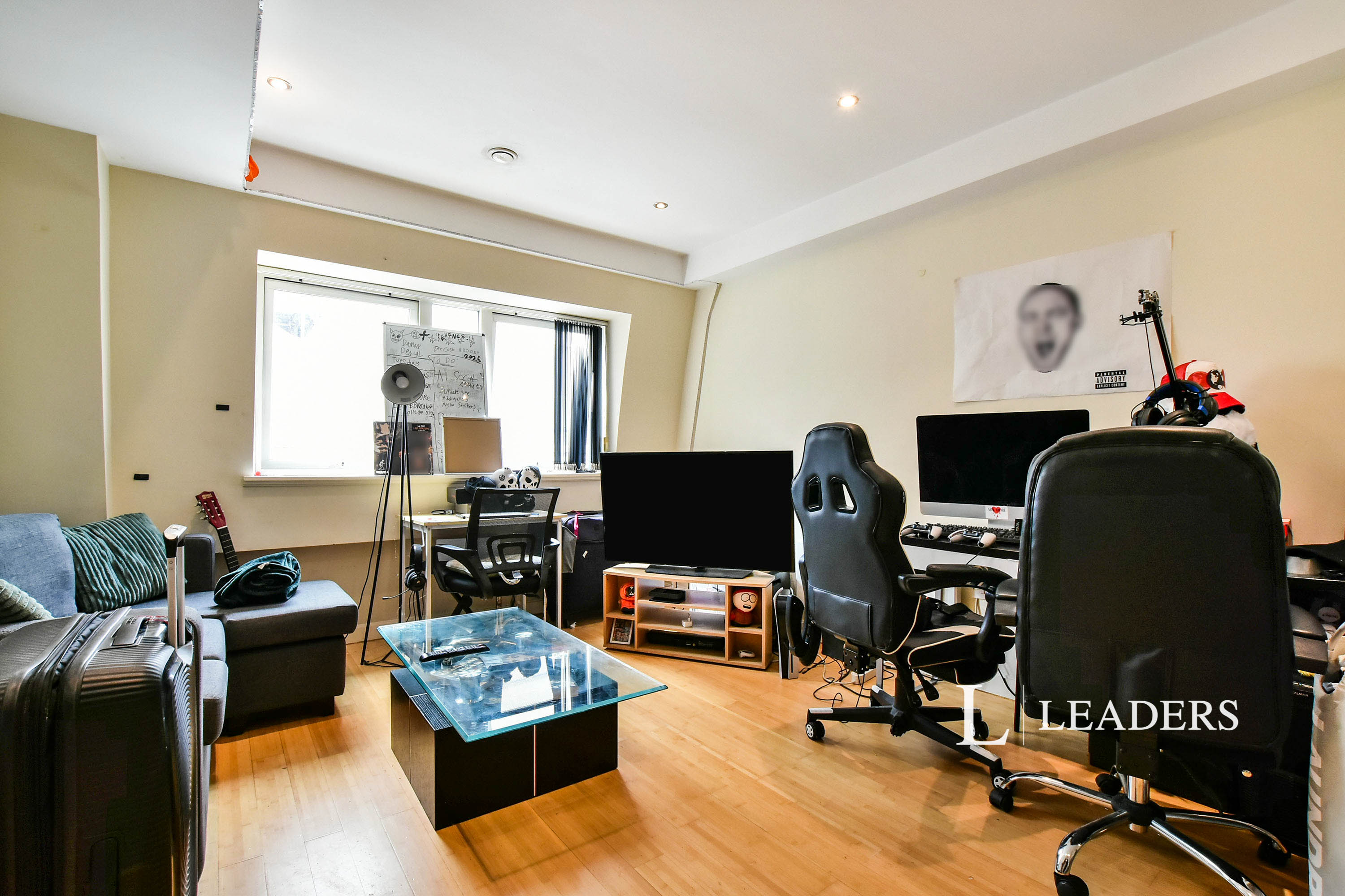 propertyP1352852