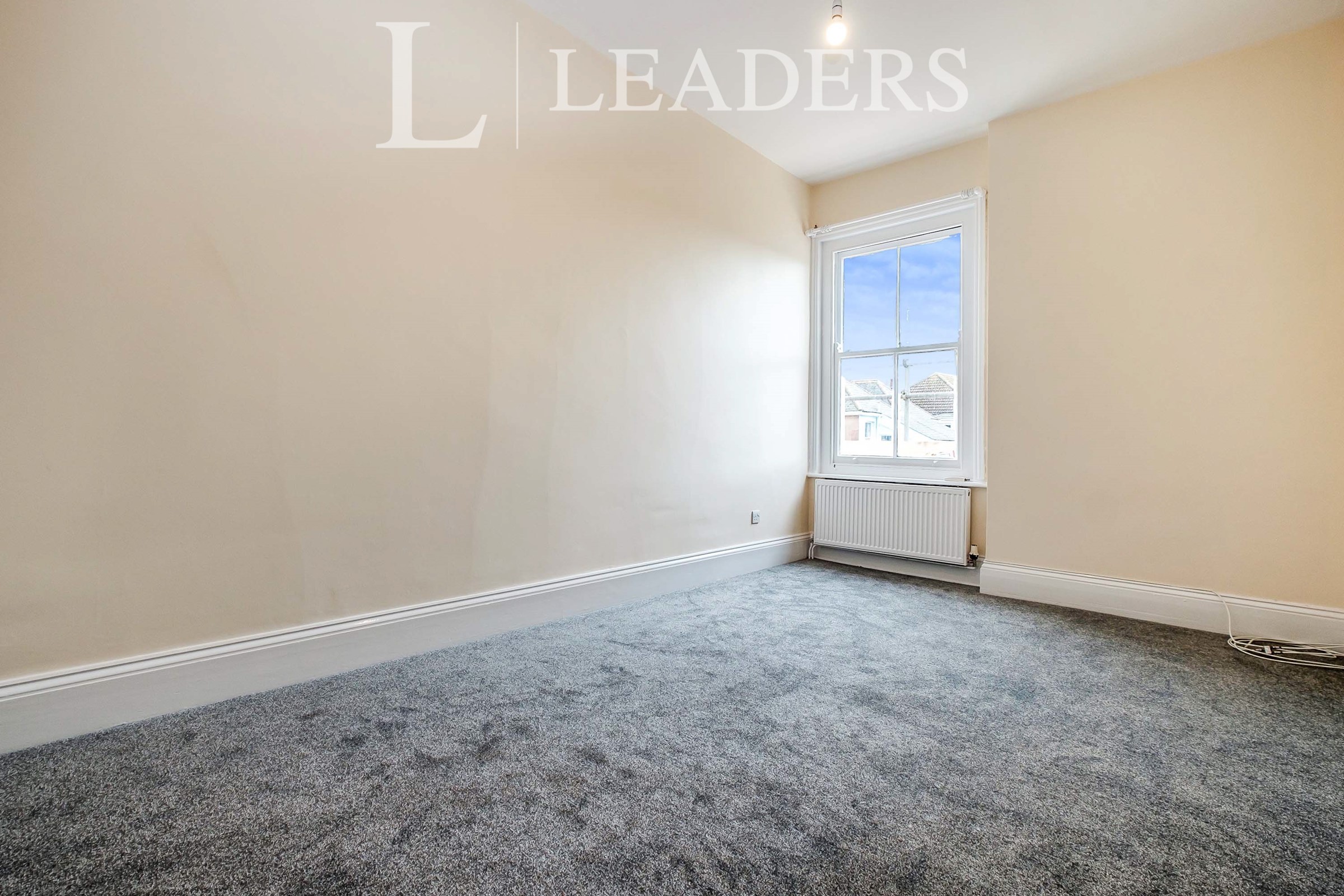 propertyP1282383
