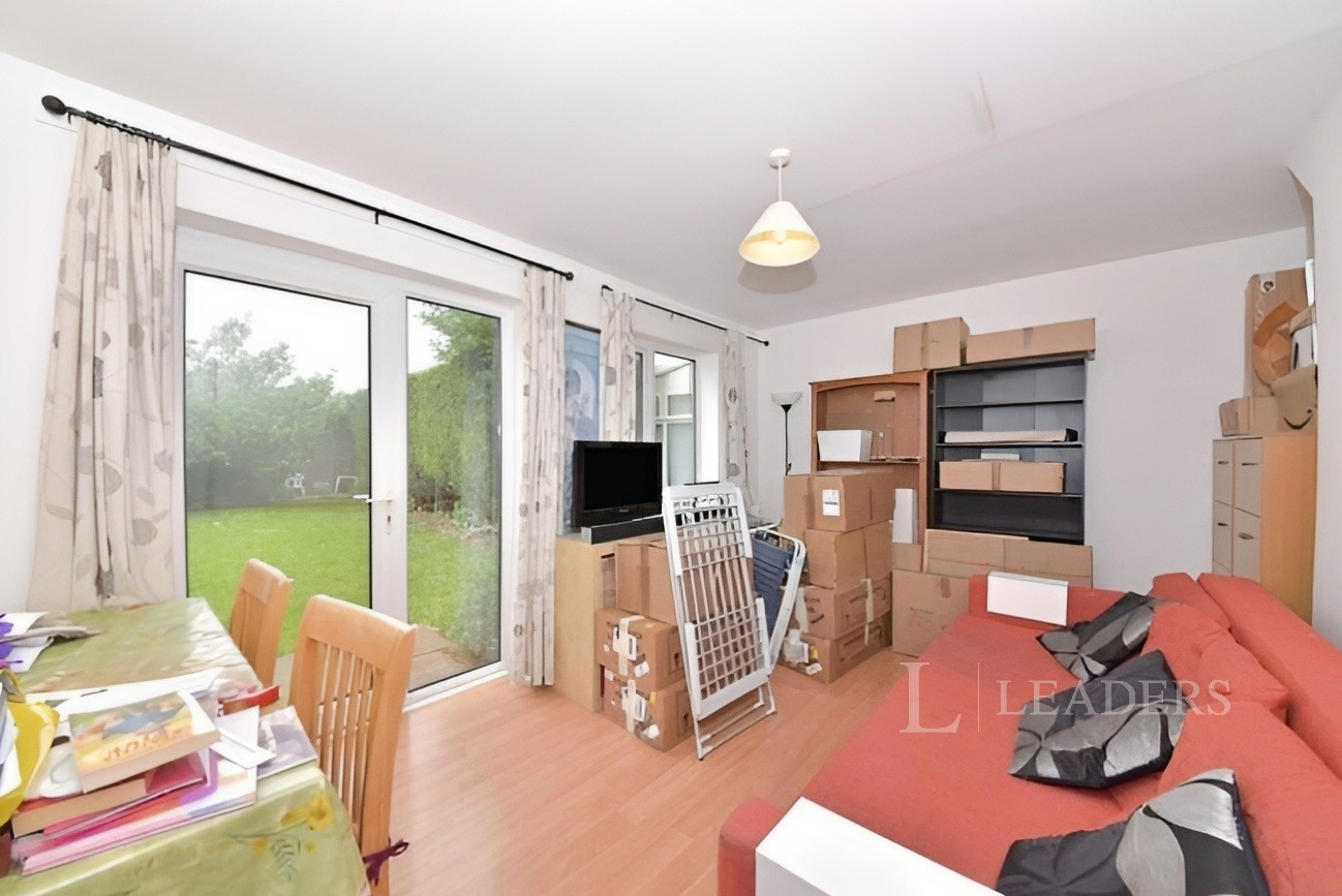 propertyP1559343