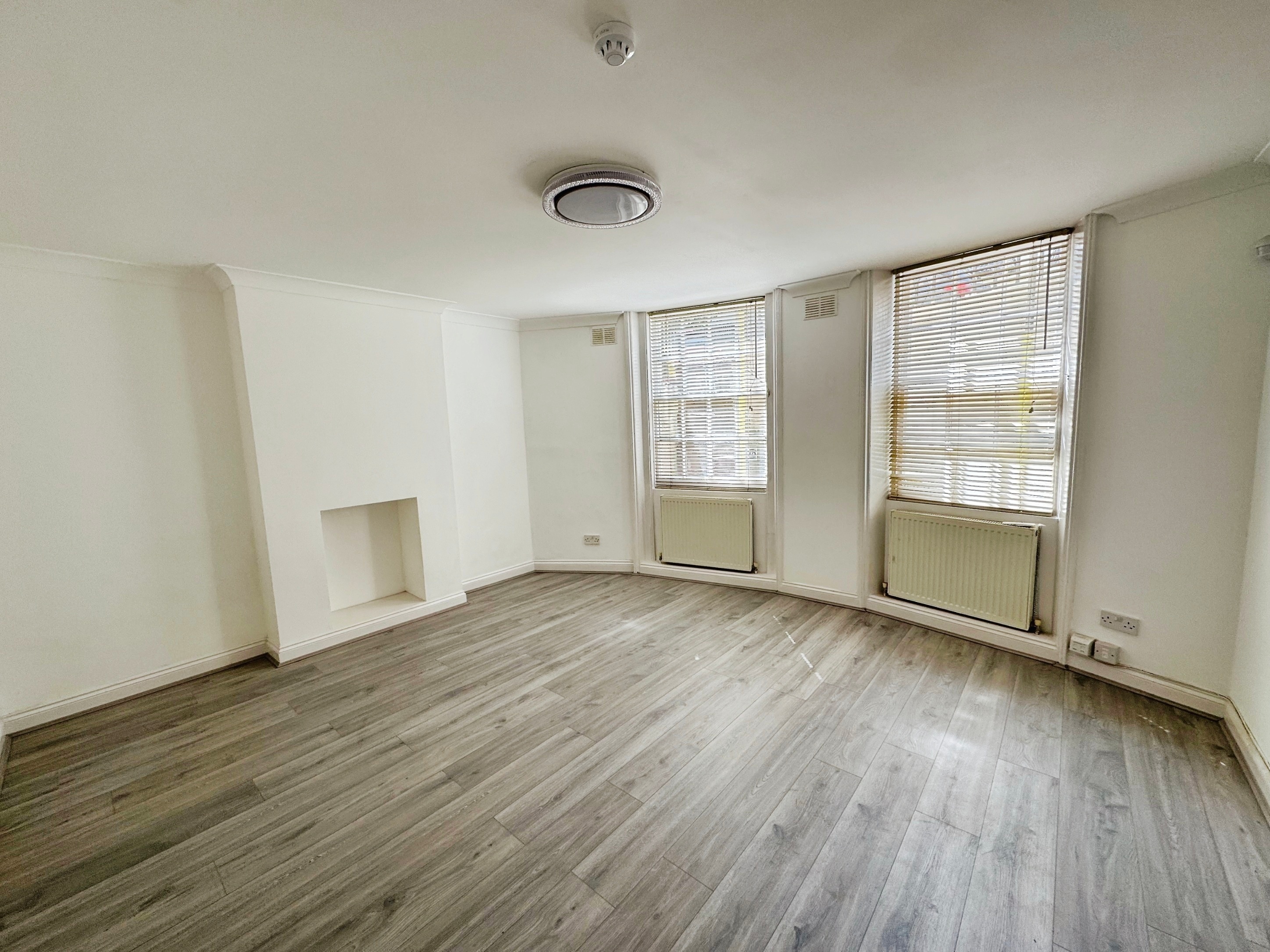 propertyP1239093