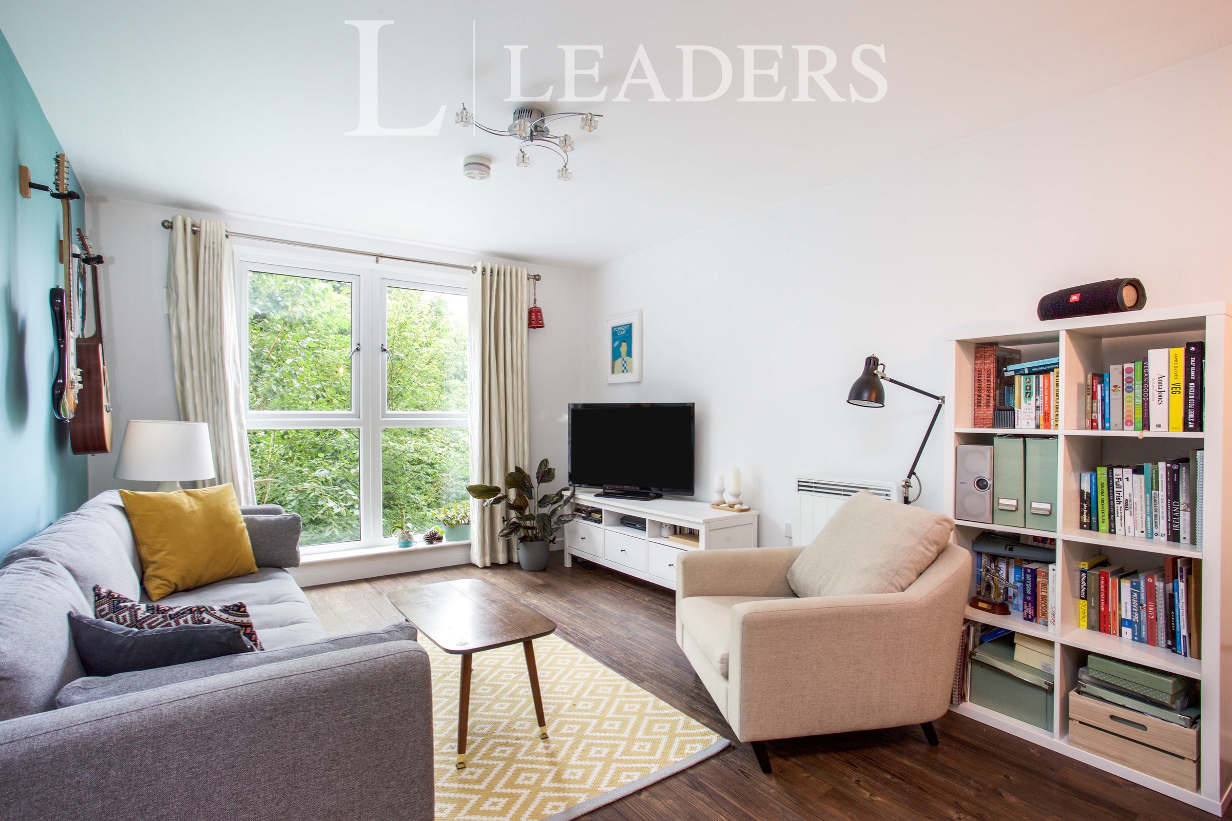 propertyP2569162