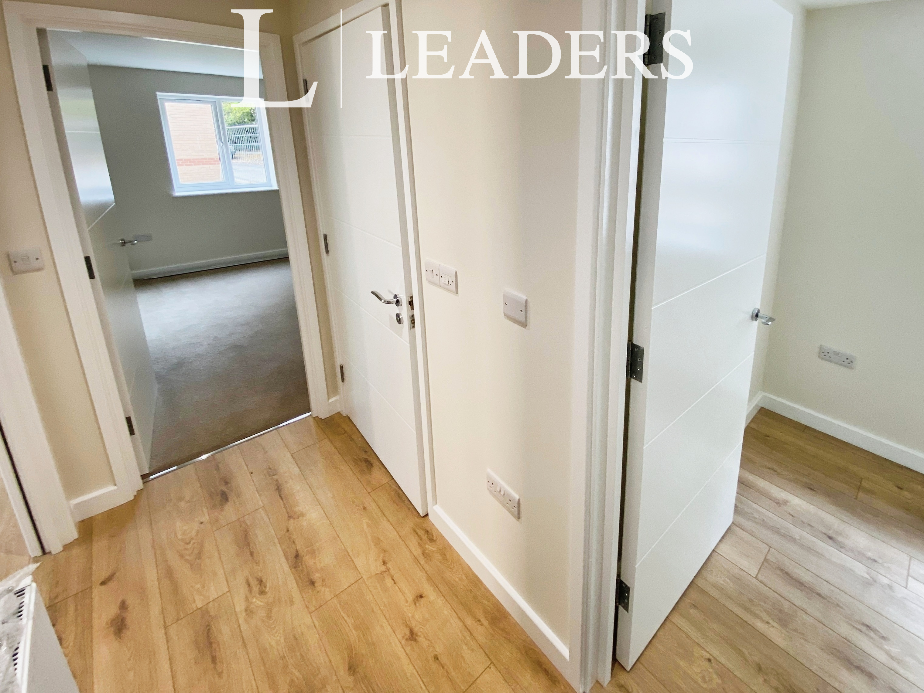 propertyP34836810