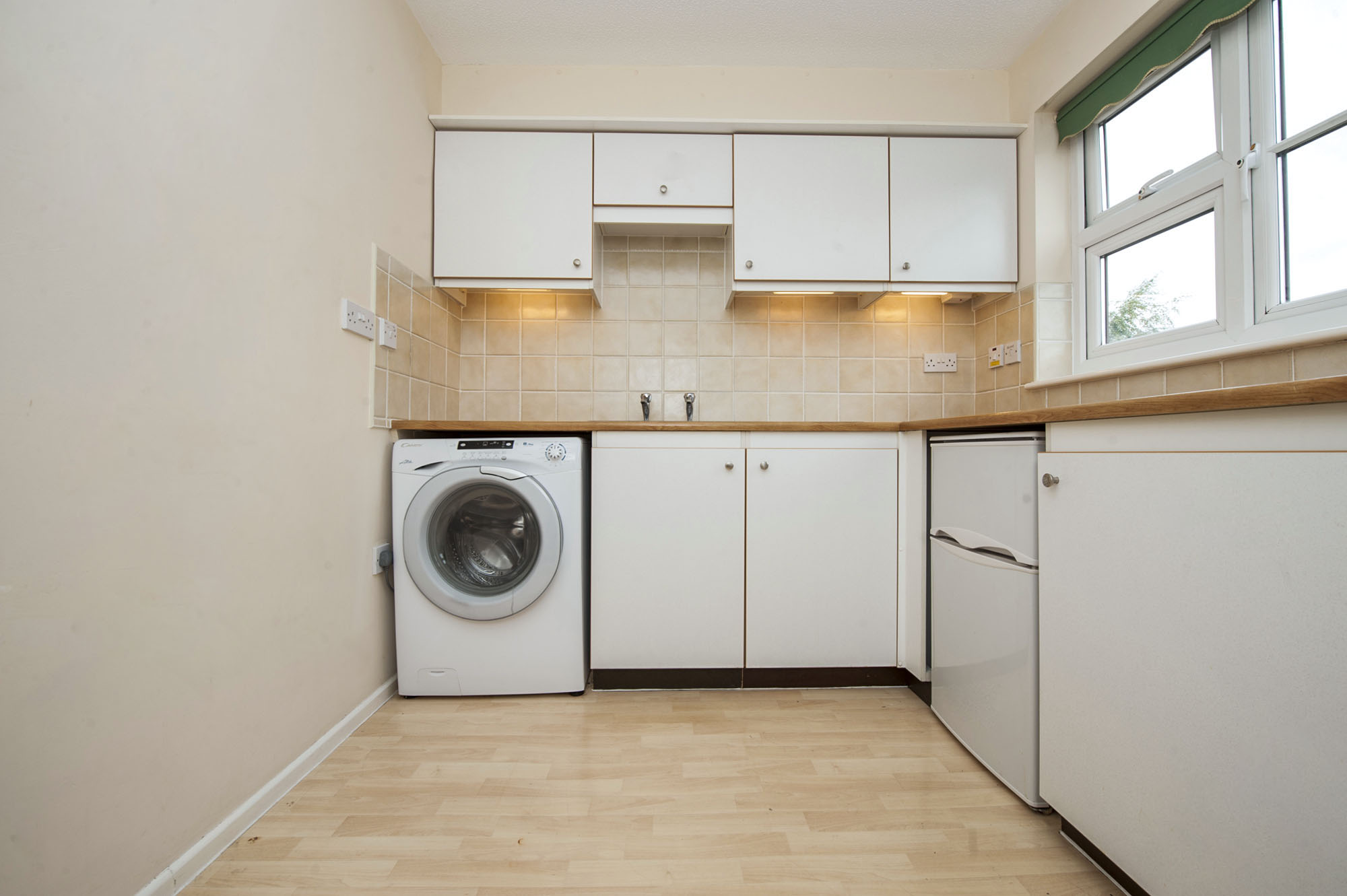 propertyP1471019