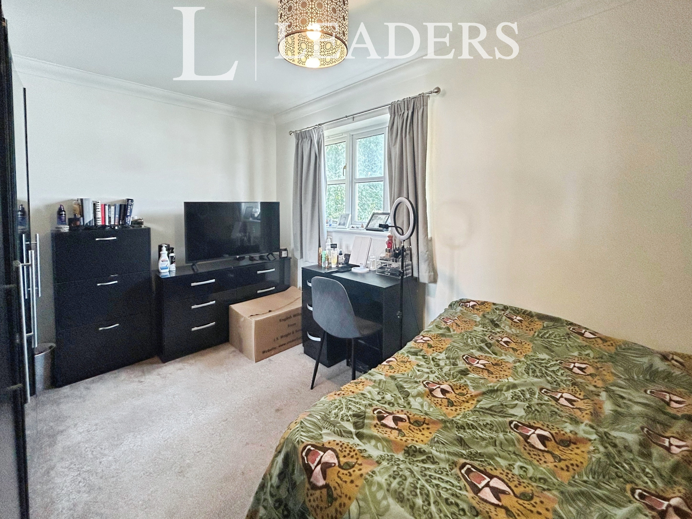 propertyP1661106