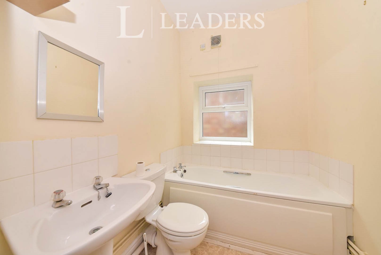 propertyP1562364
