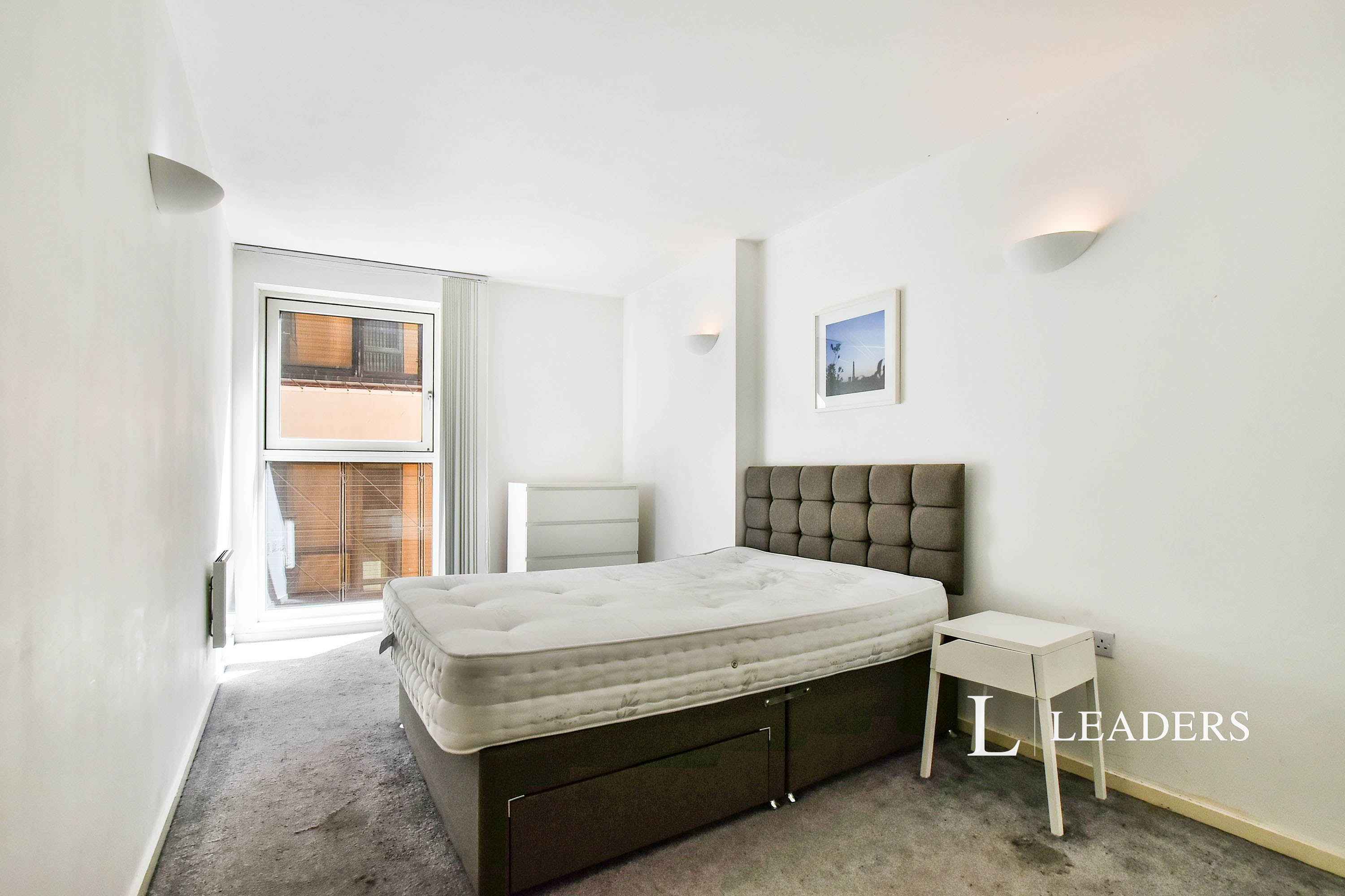 propertyP2369466