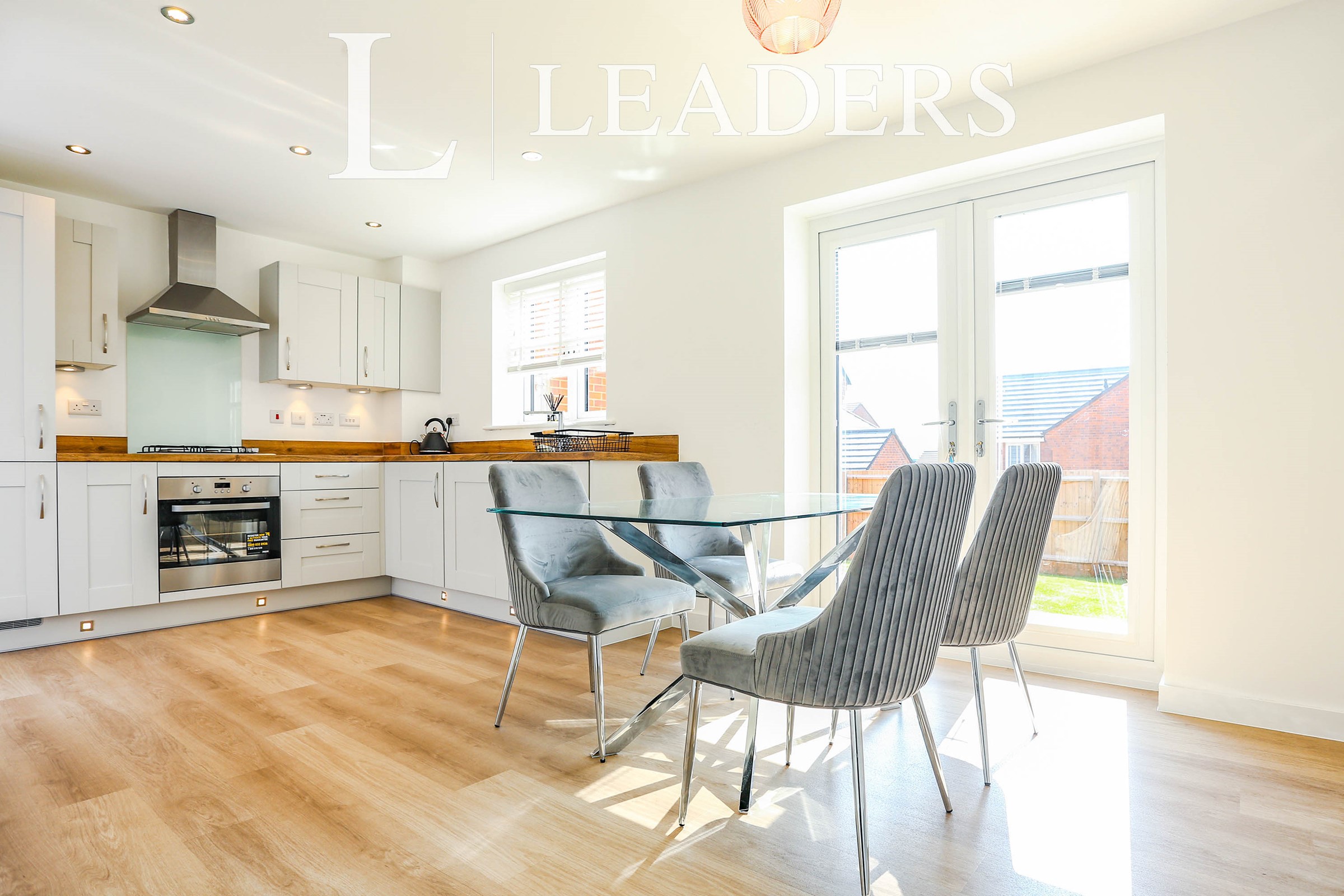 propertyP3393323