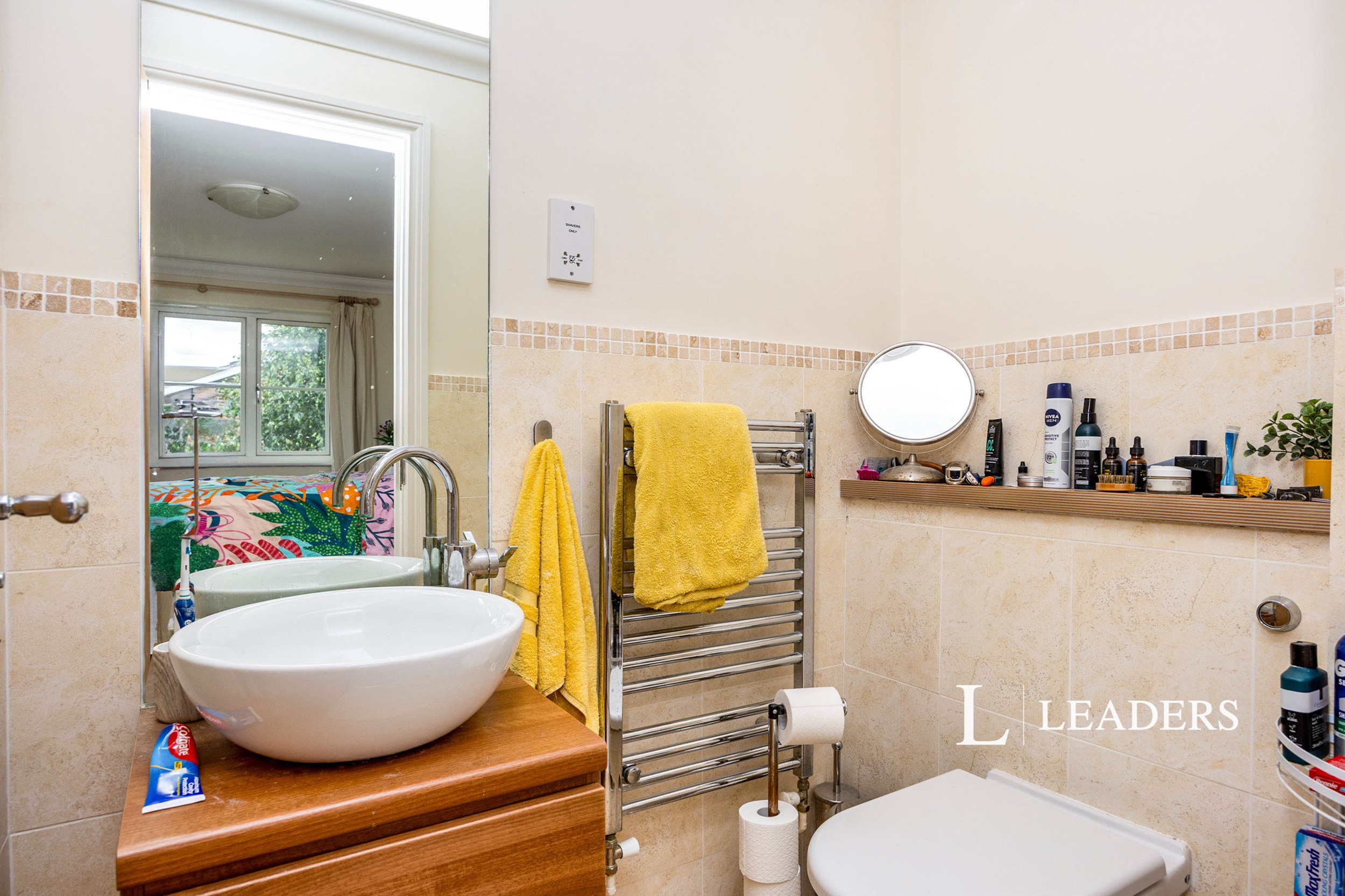 propertyP1049967