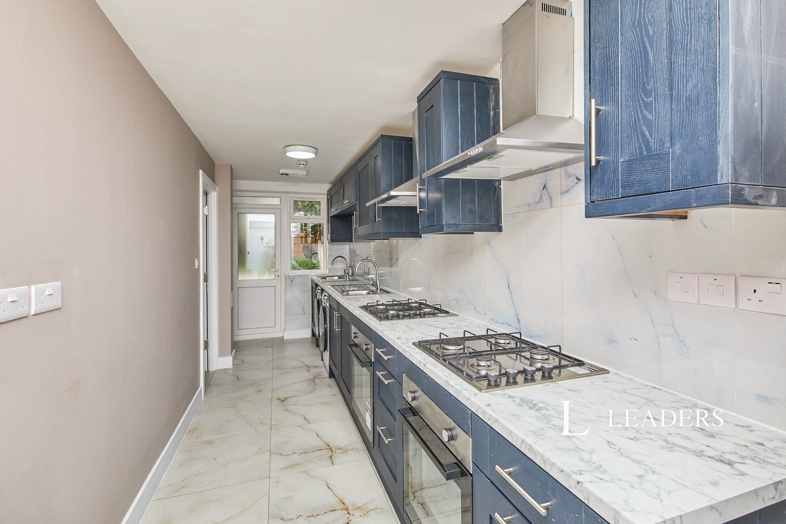 propertyP4690657
