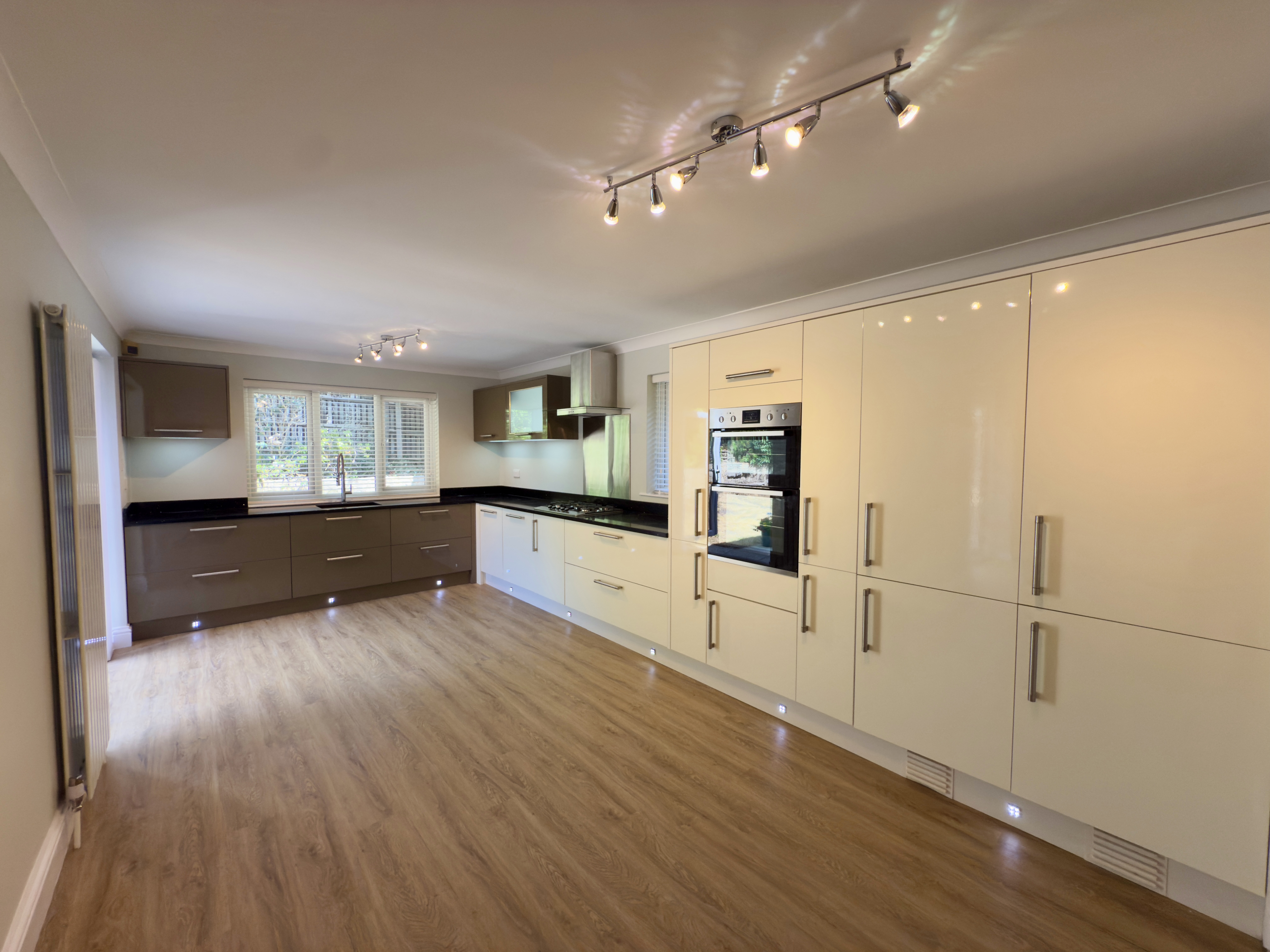 propertyP879704