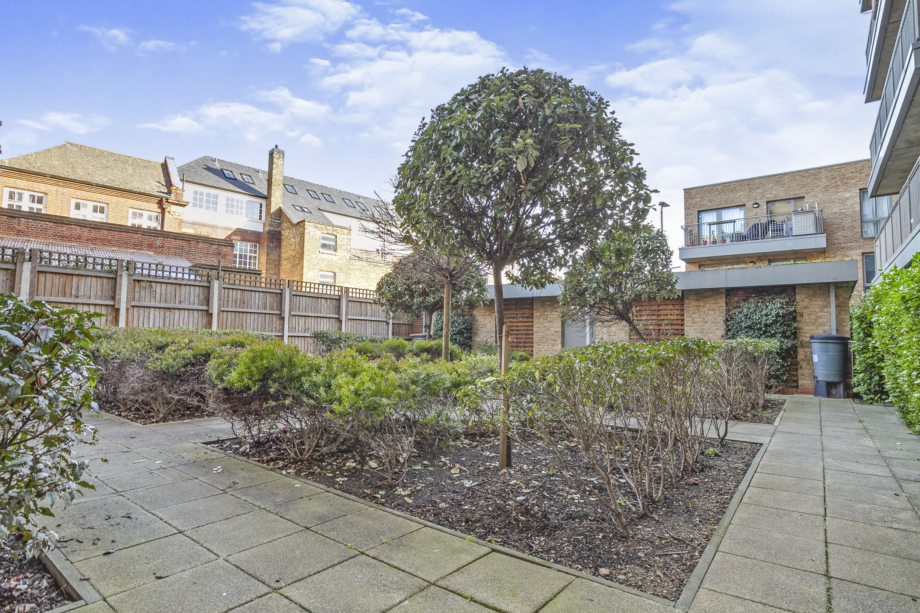 propertyP2885025