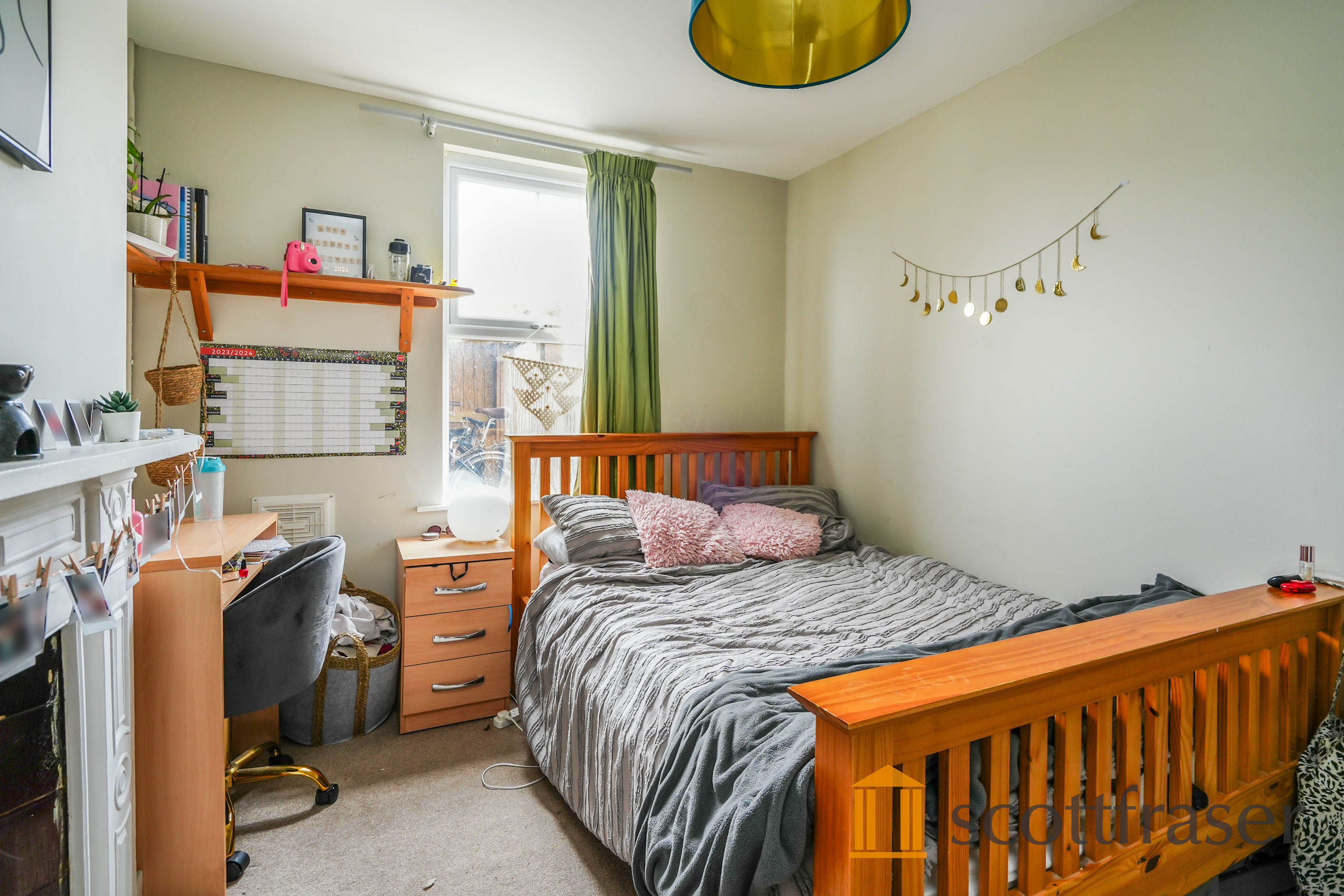propertyP2076818