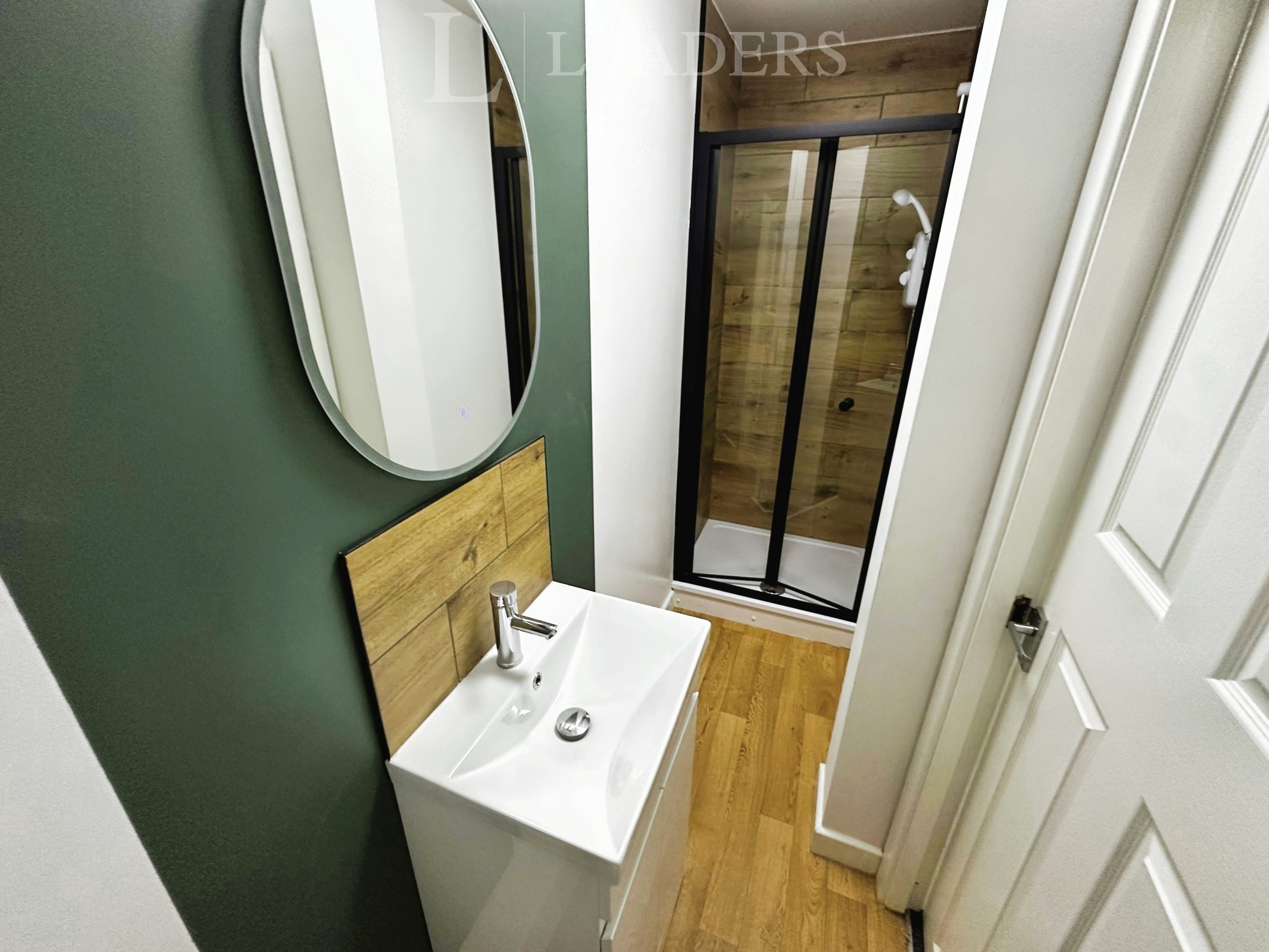 propertyP46398710