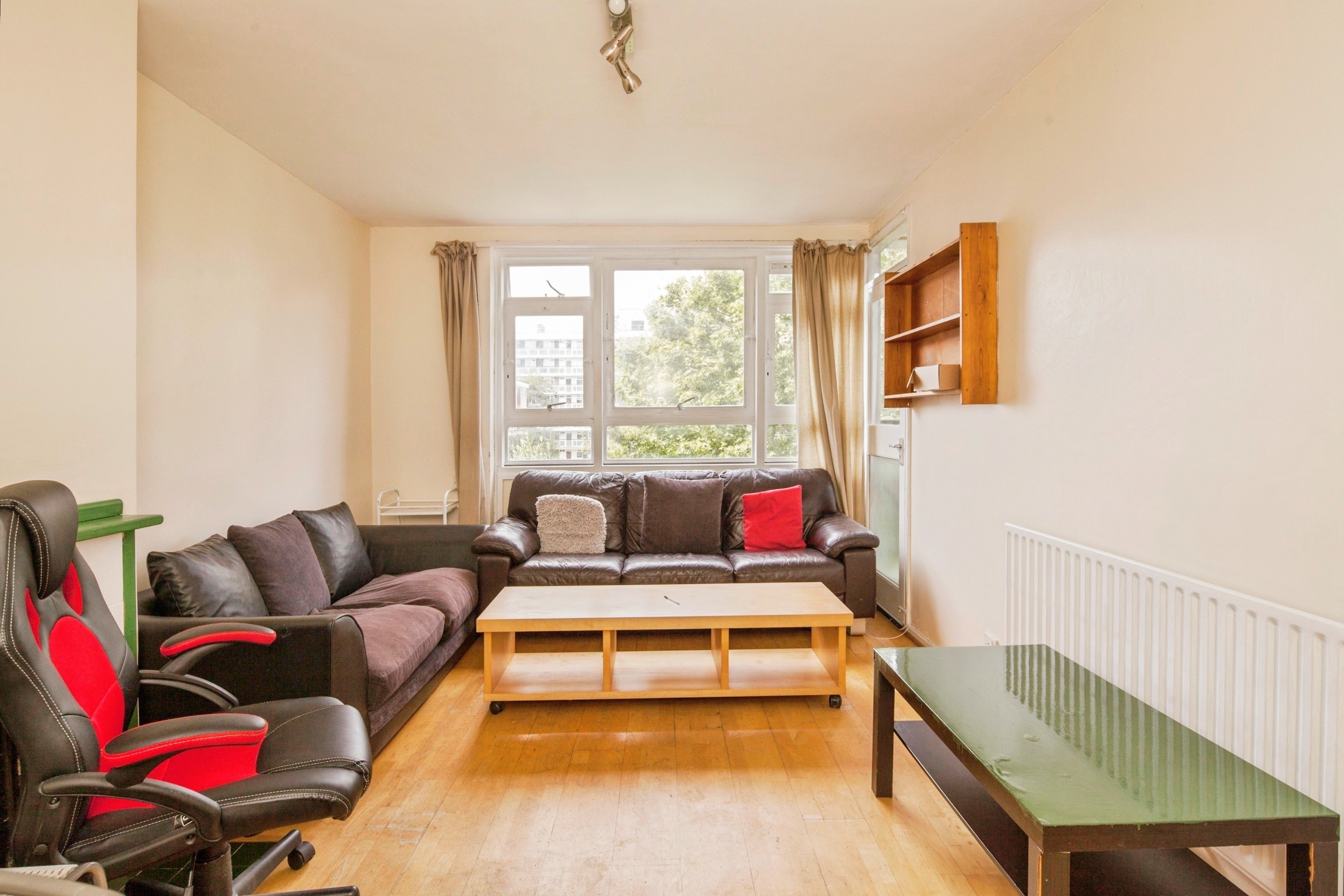 property-P481713-2