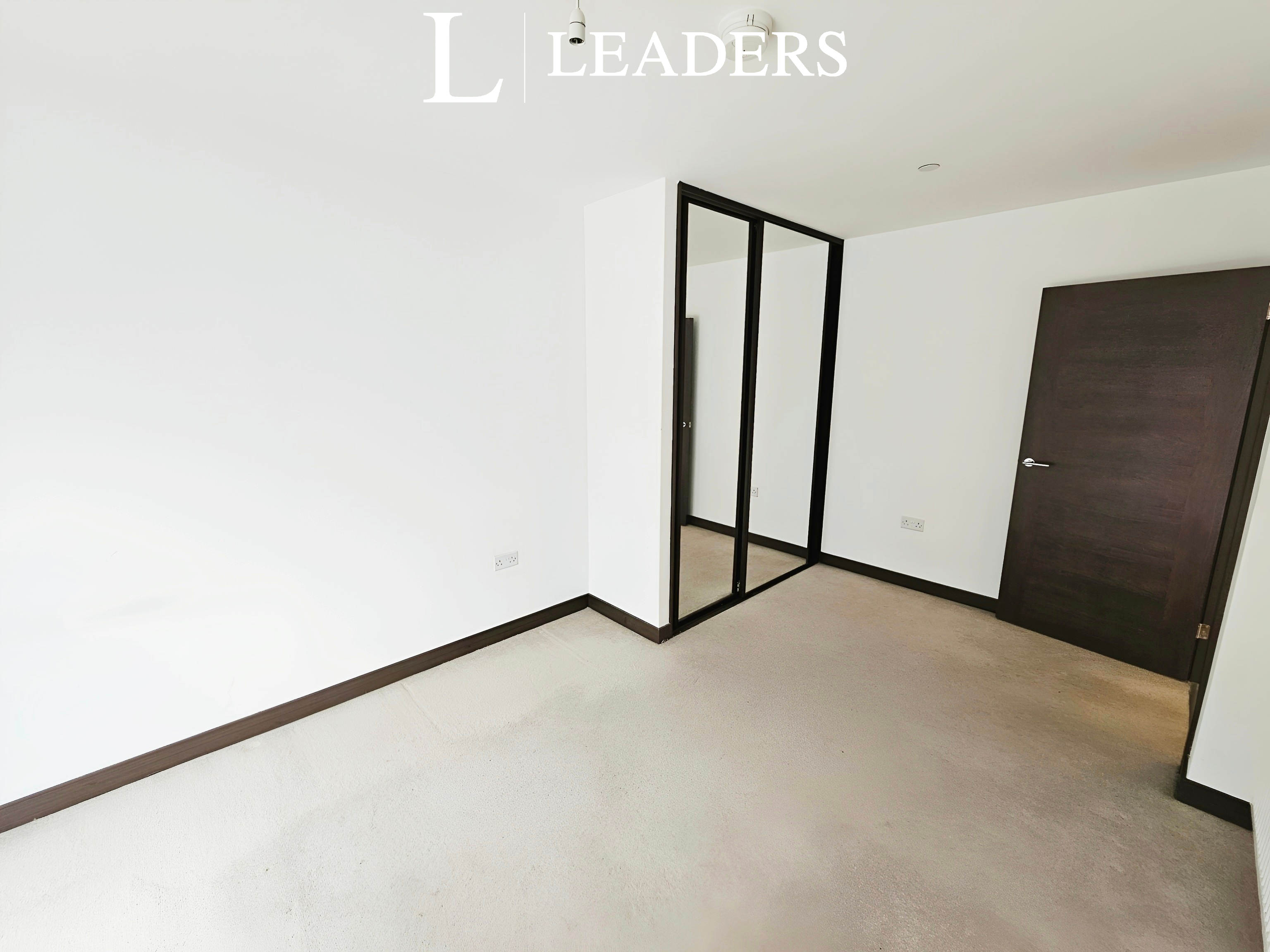 propertyP3964836