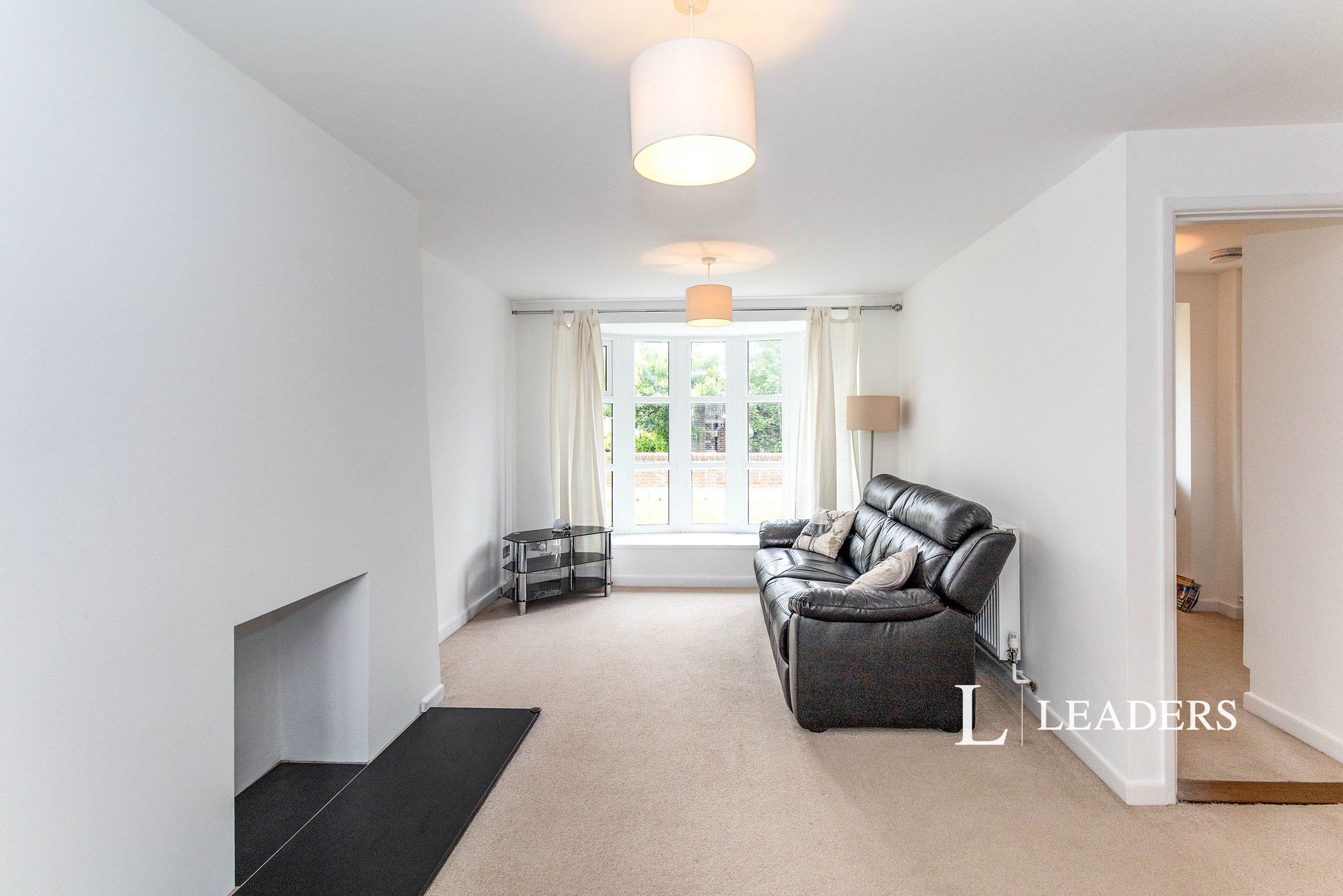 propertyP37152212