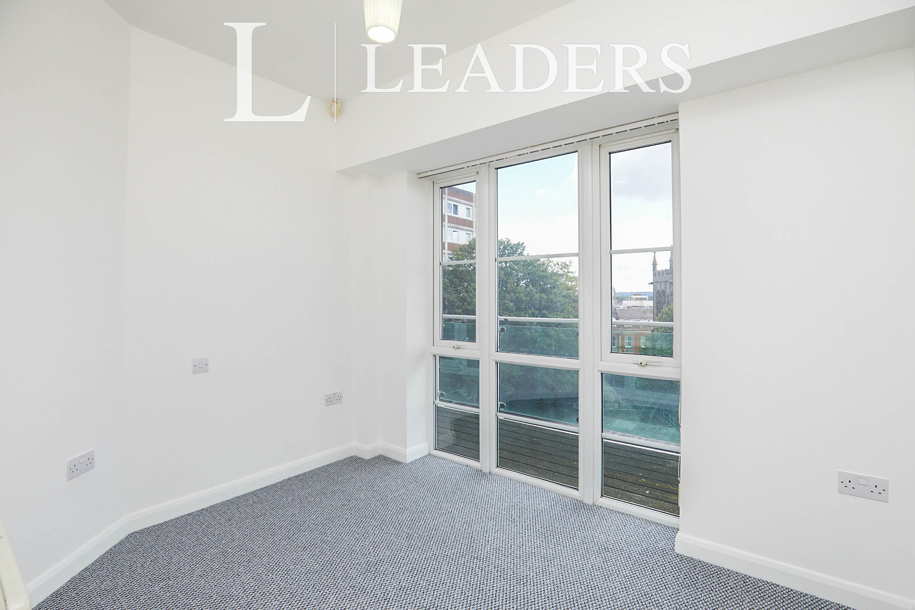 propertyP2365228
