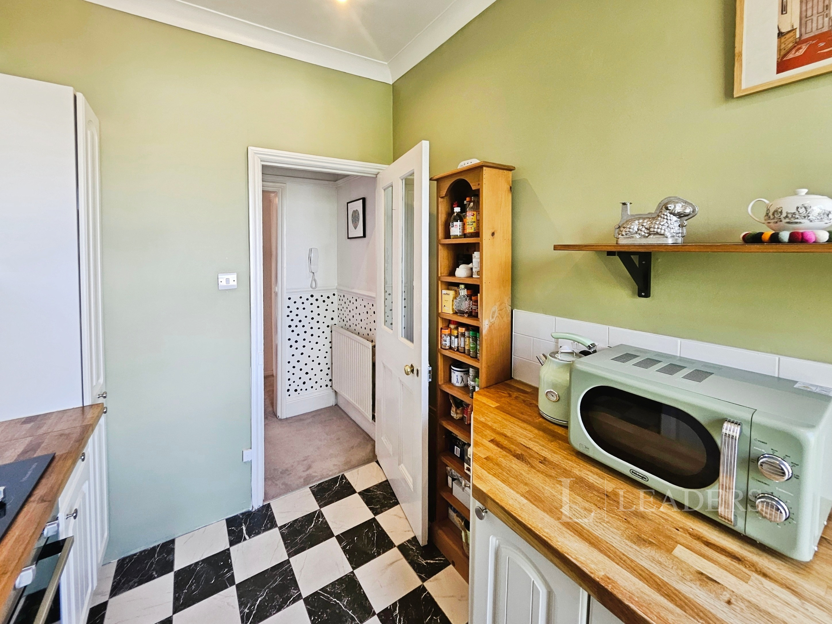 propertyP4684557