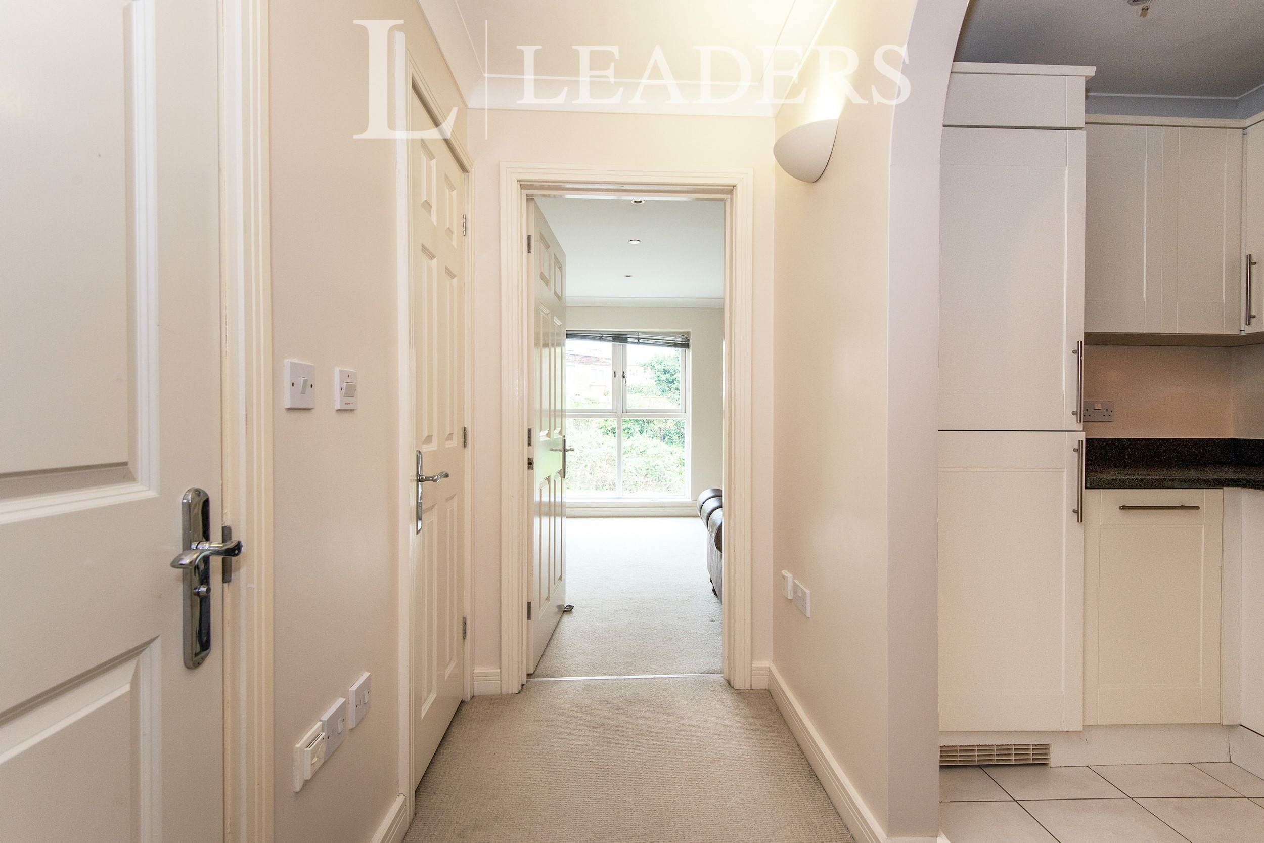 propertyP1034677