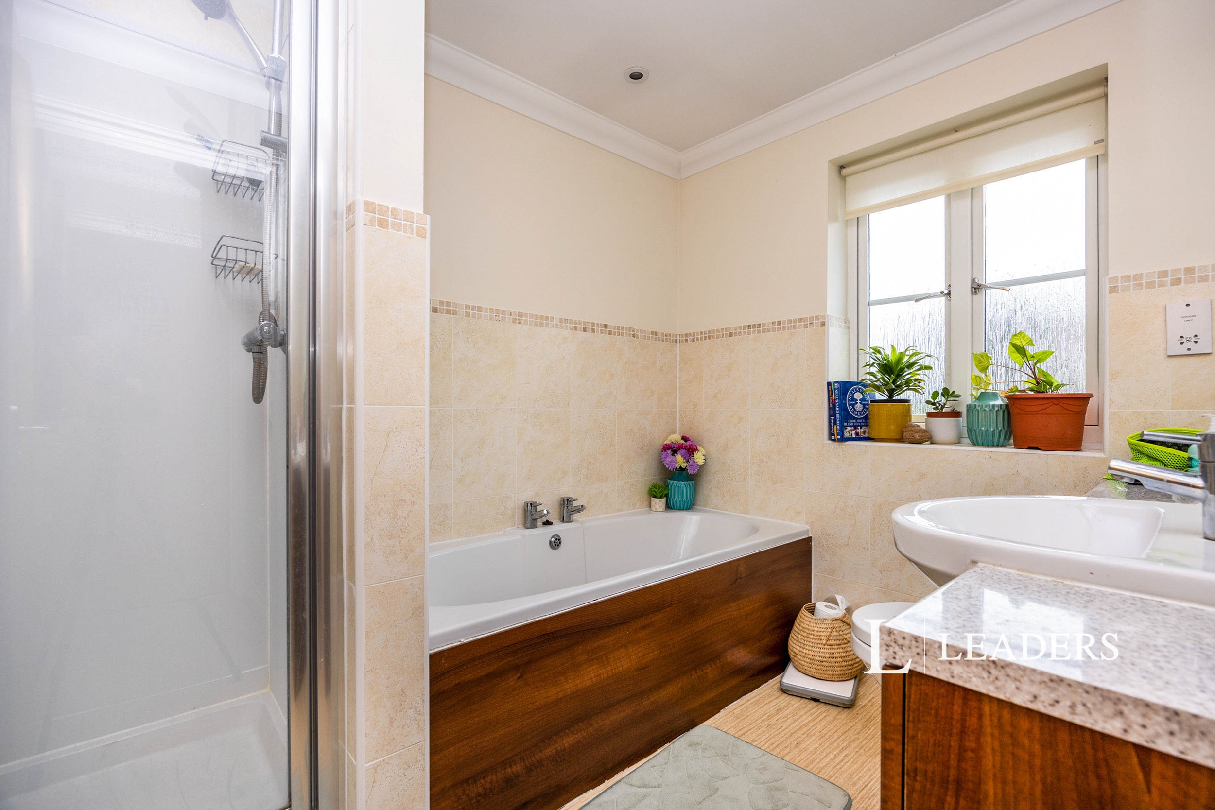 propertyP1049965