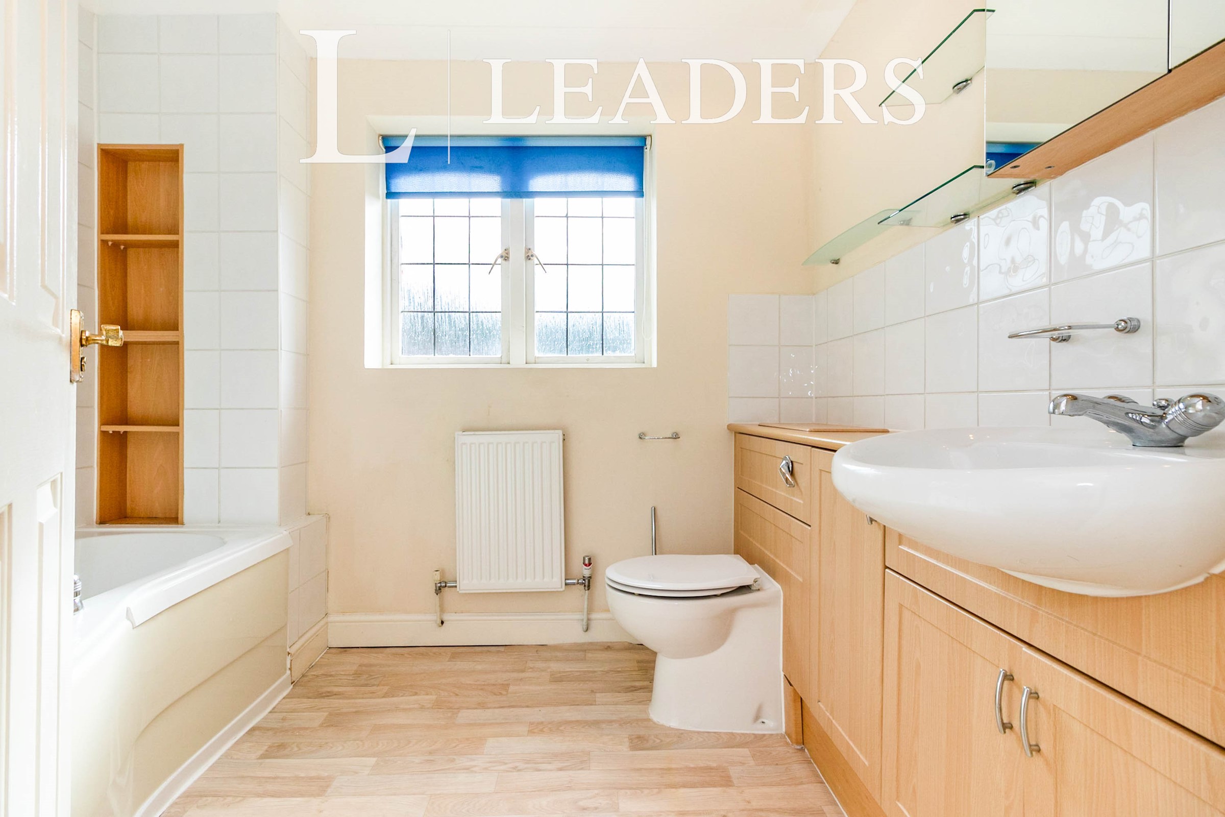 propertyP1073836