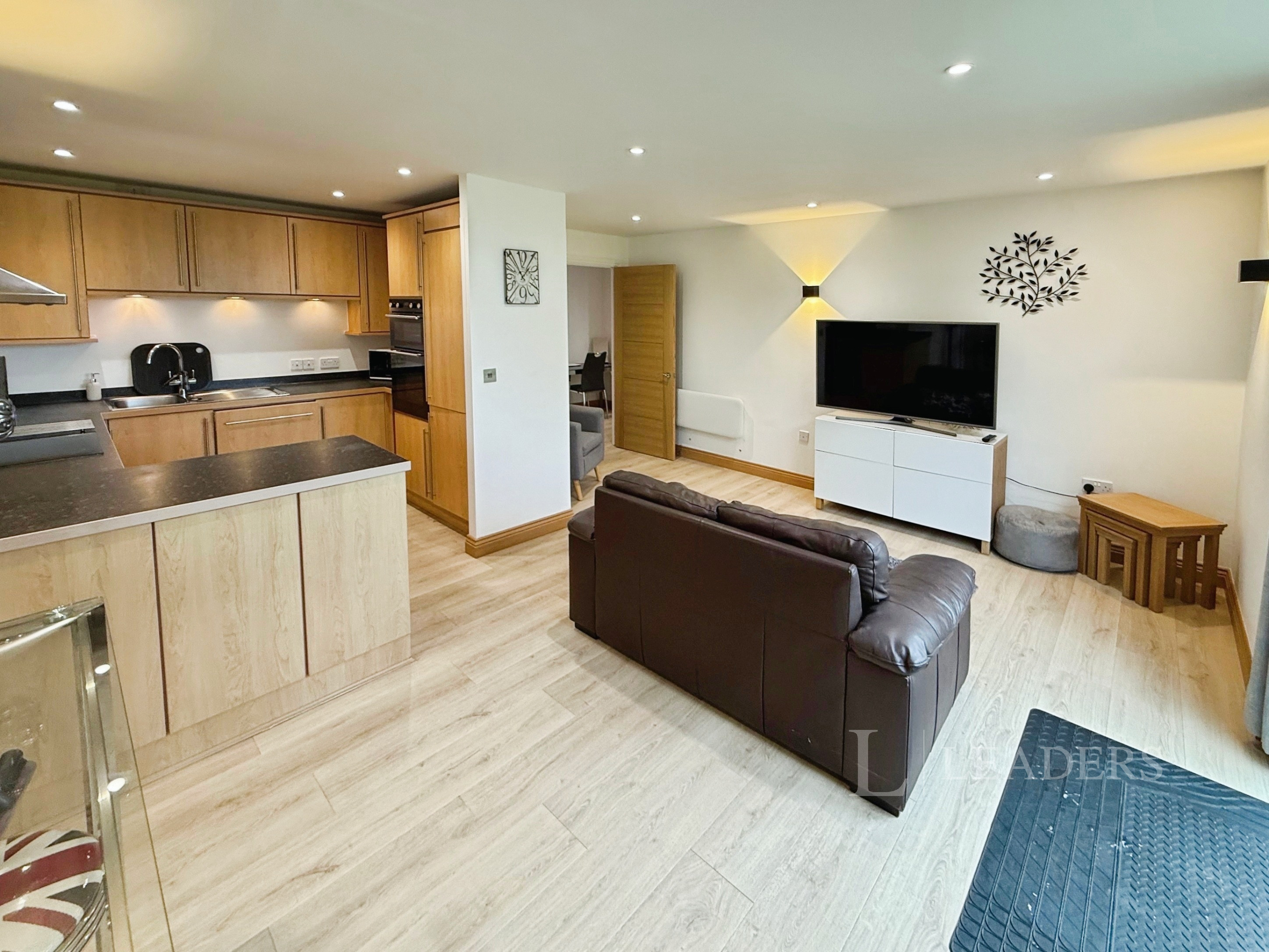 property-P92187-1
