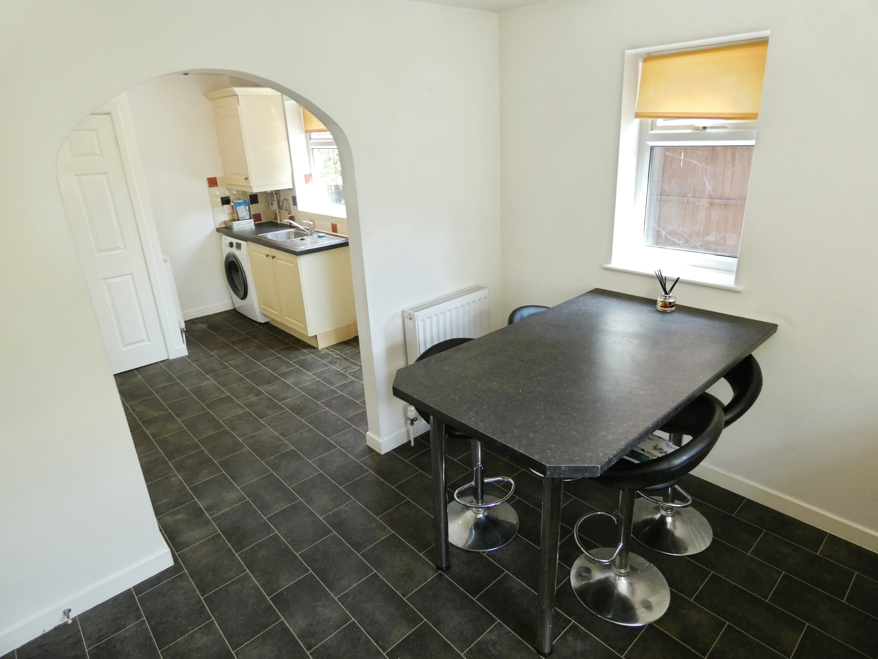 propertyP1799074