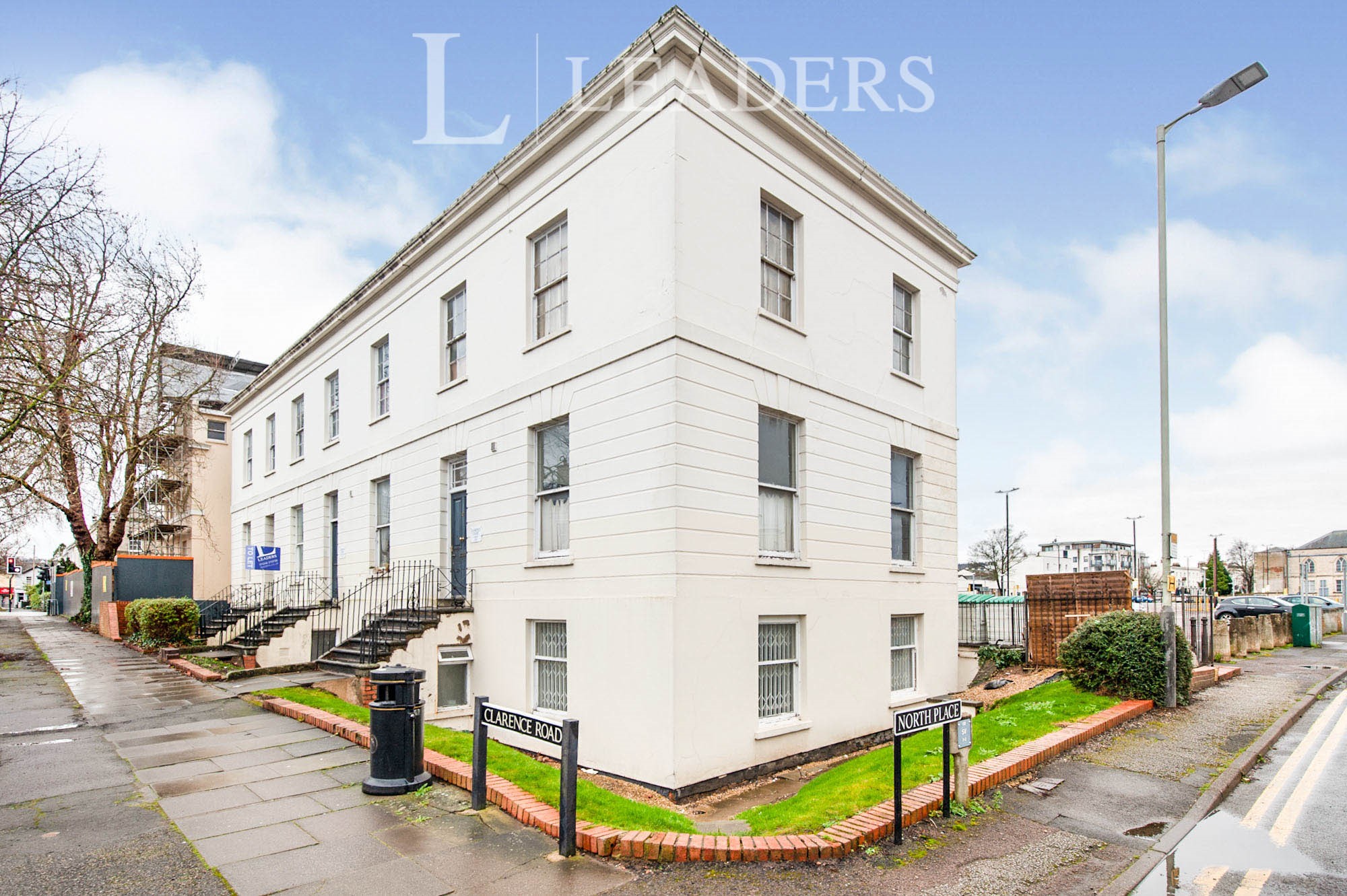 property-P148704-4